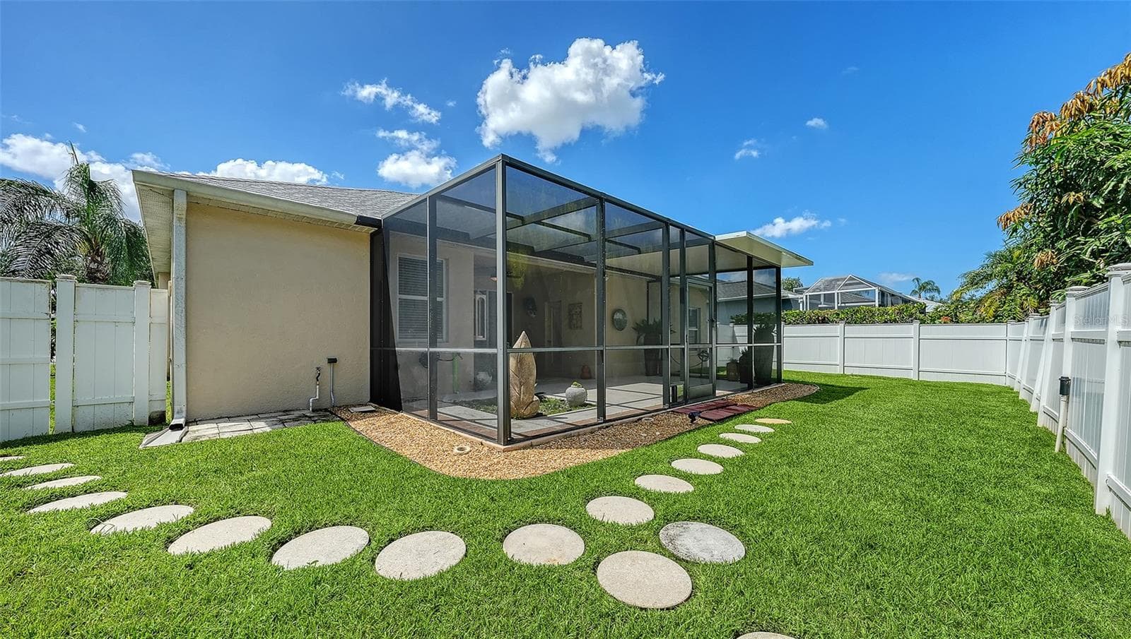 Single Family Residence at 5122 CREEKSIDE TRL, SARASOTA, photo 17 of 34