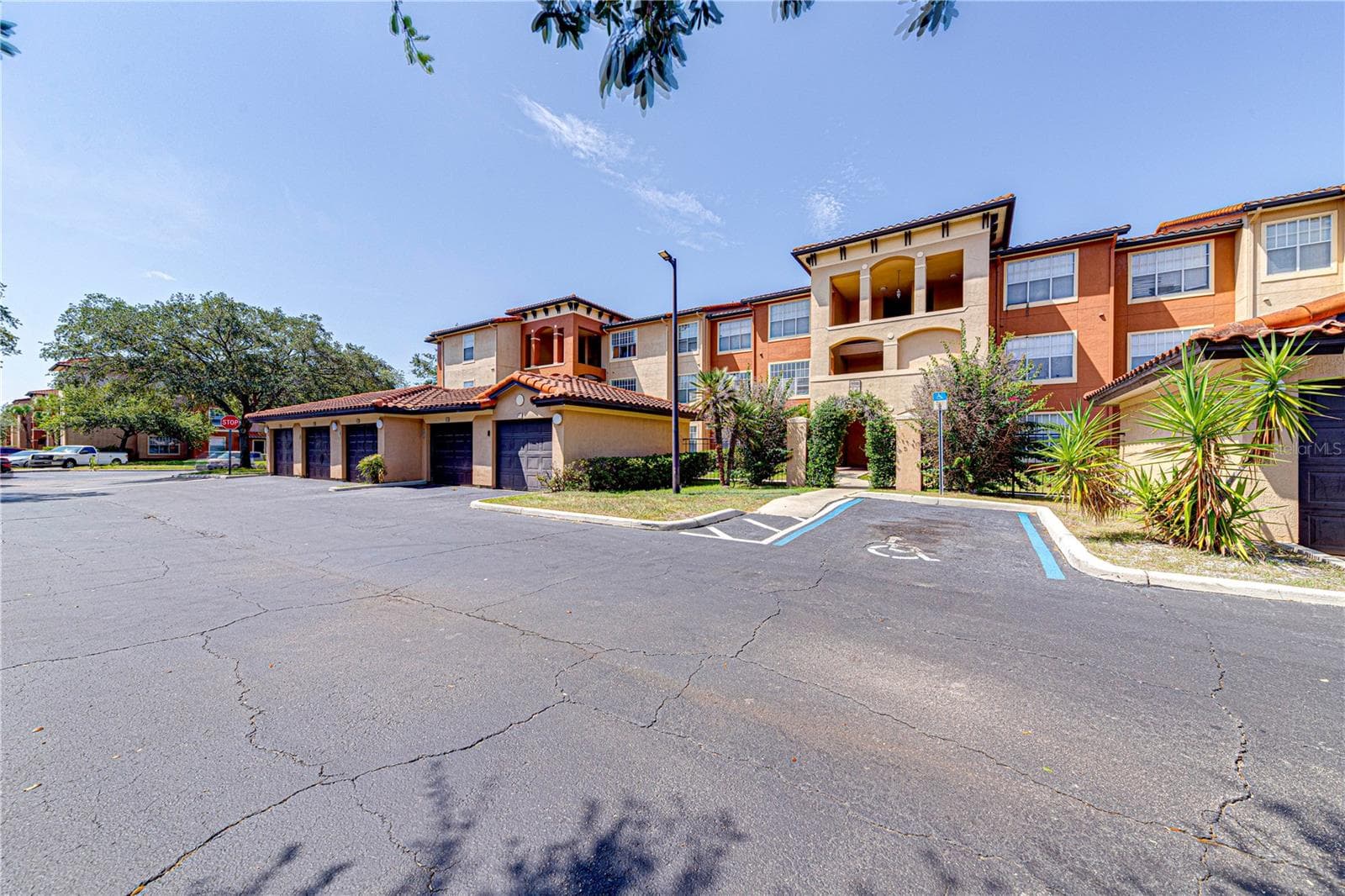 5500 METROWEST BLVD #14-203