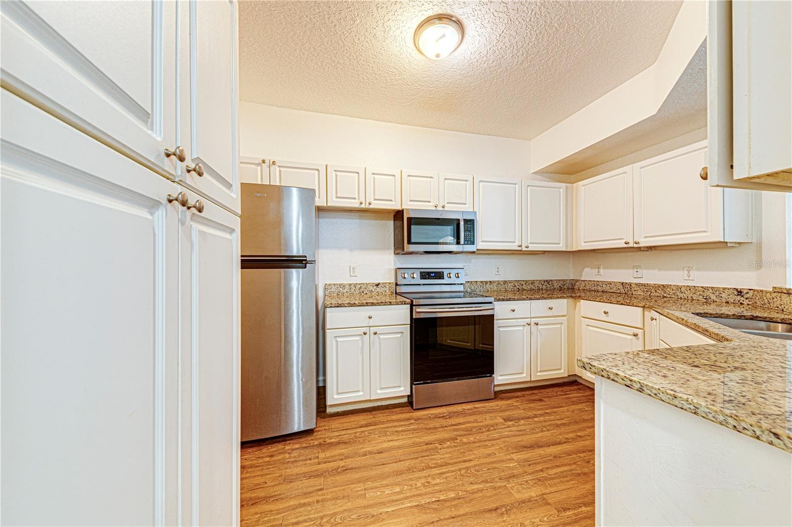 Condominium at 5500 METROWEST BLVD #14-203, ORLANDO, photo 3 of 30