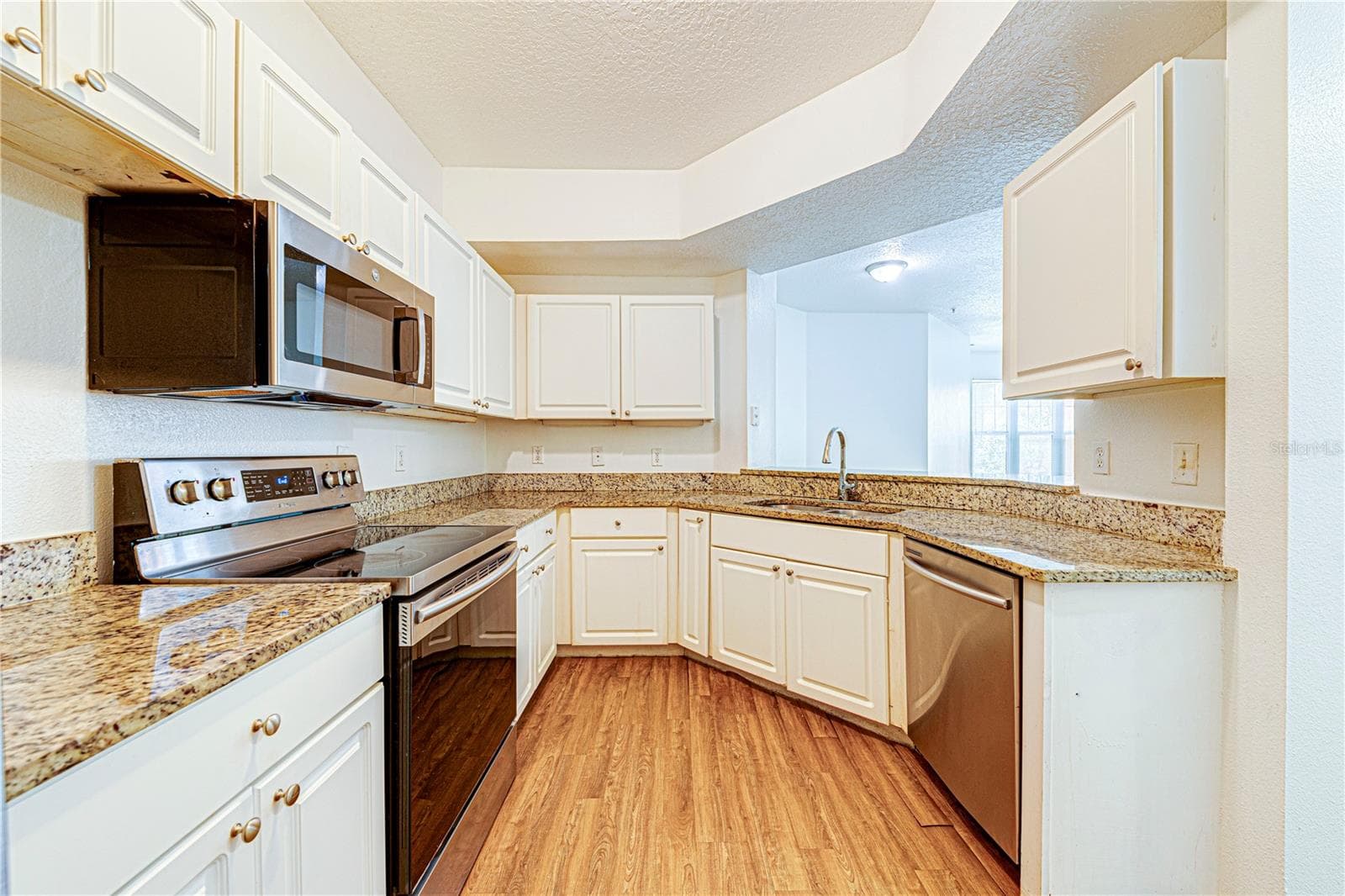 Condominium at 5500 METROWEST BLVD #14-203, ORLANDO, photo 8 of 30
