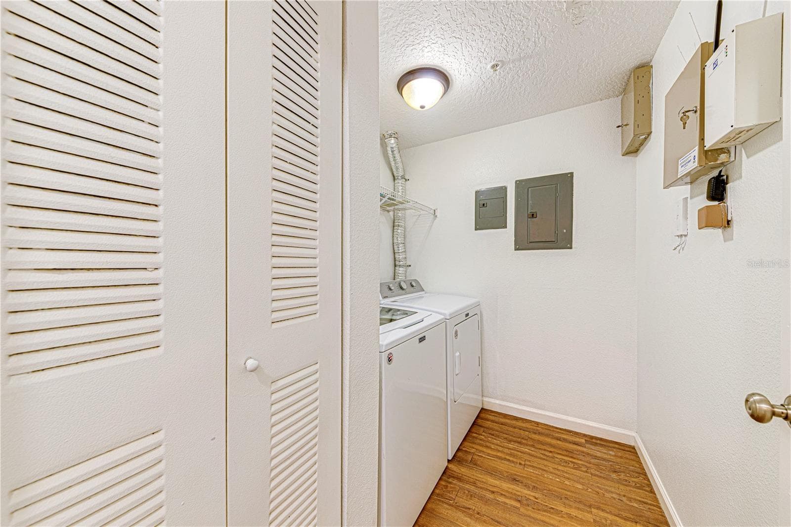 Condominium at 5500 METROWEST BLVD #14-203, ORLANDO, photo 9 of 30