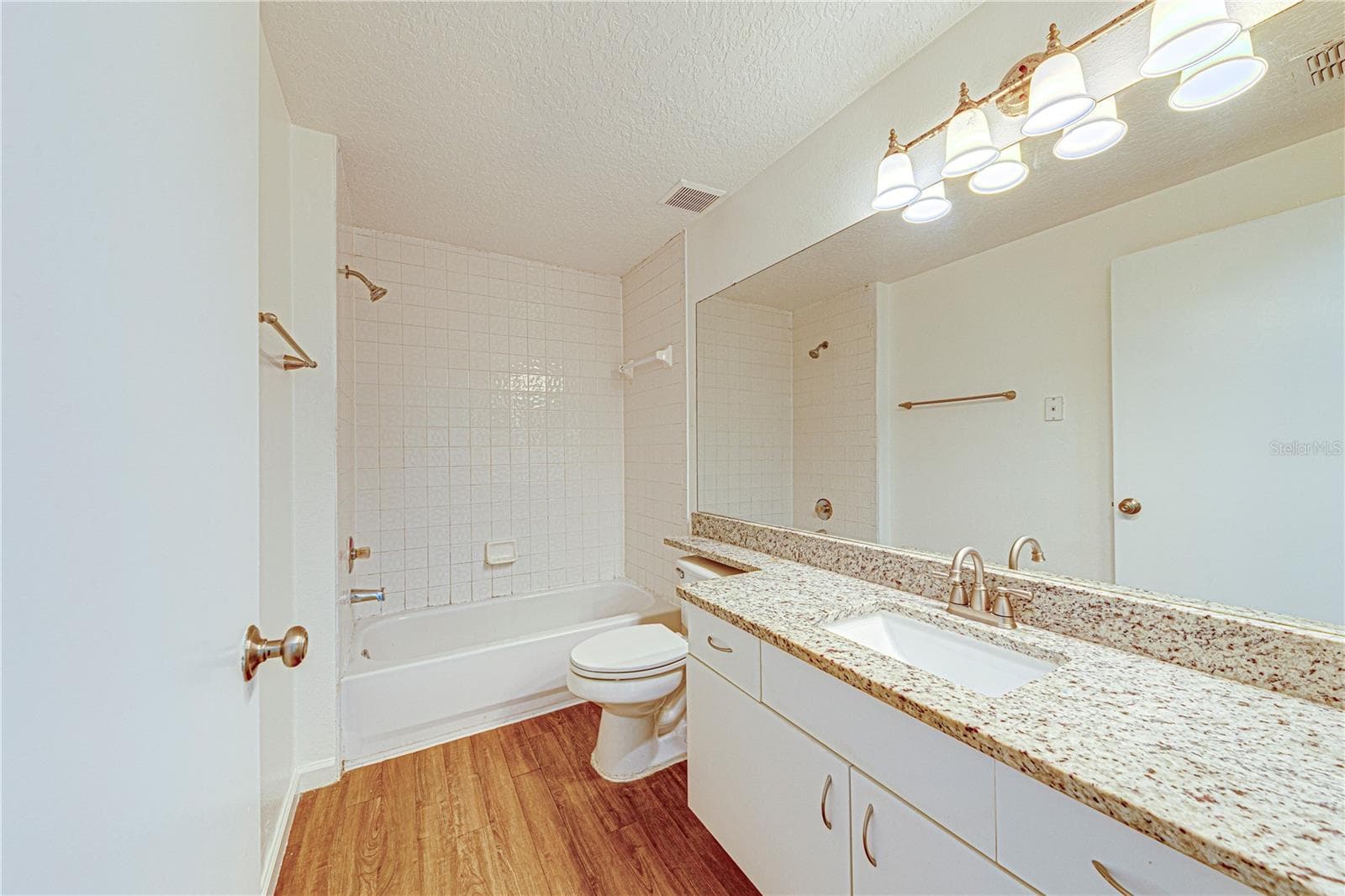 Condominium at 5500 METROWEST BLVD #14-203, ORLANDO, photo 19 of 30
