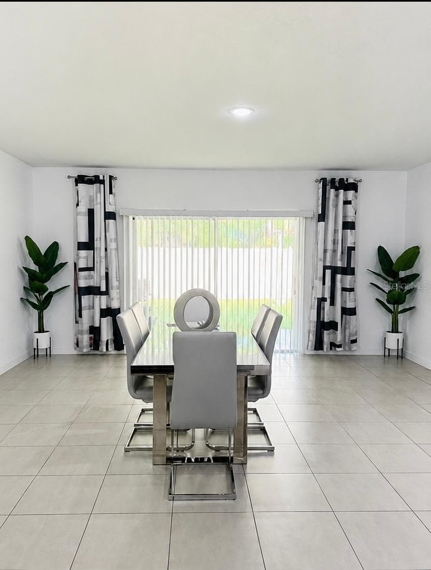 Dinning - 1383 LEVY BEND DR, KISSIMMEE