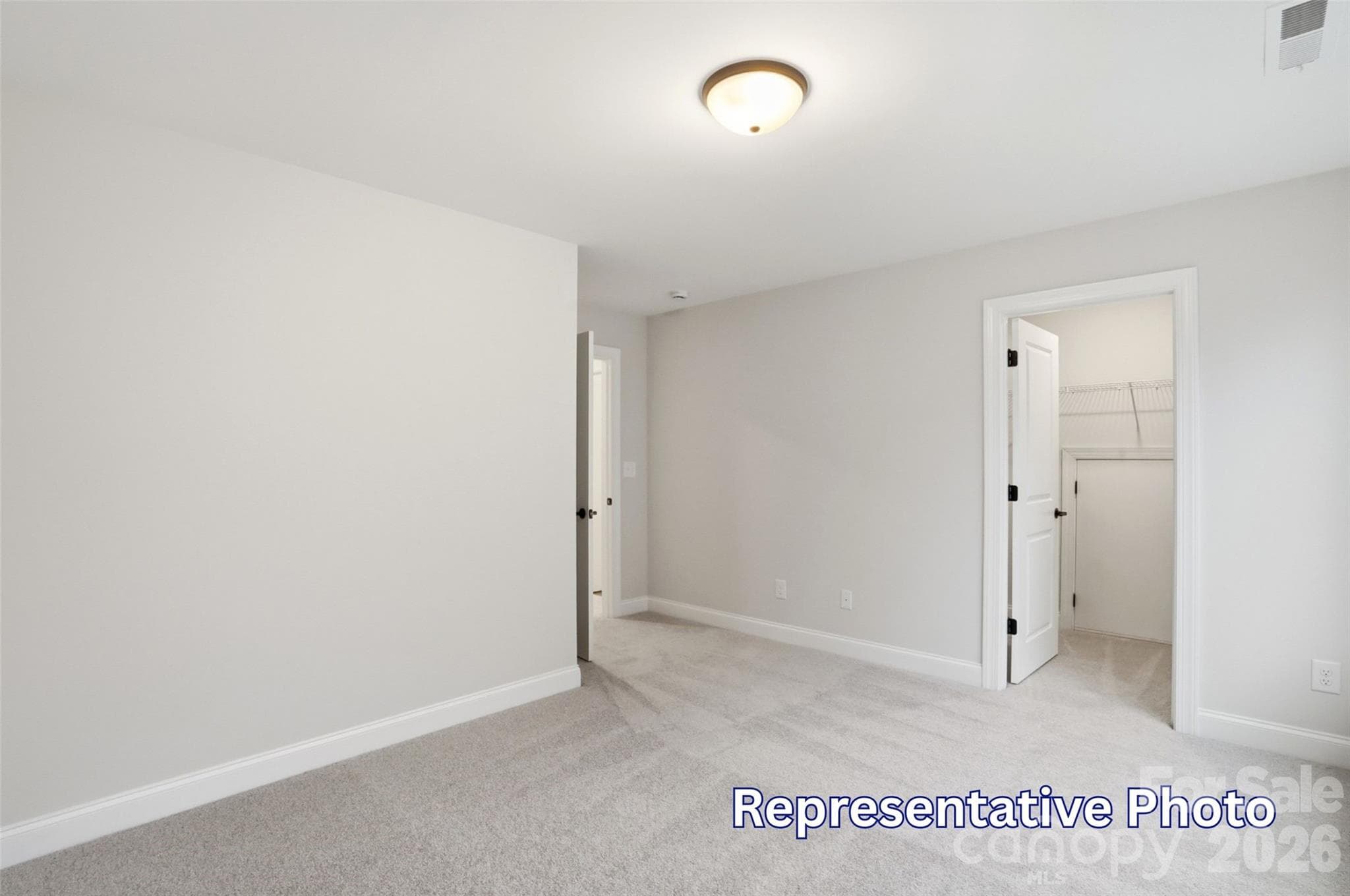 Upper level bedroom - 1061 Tradition Club Street, York