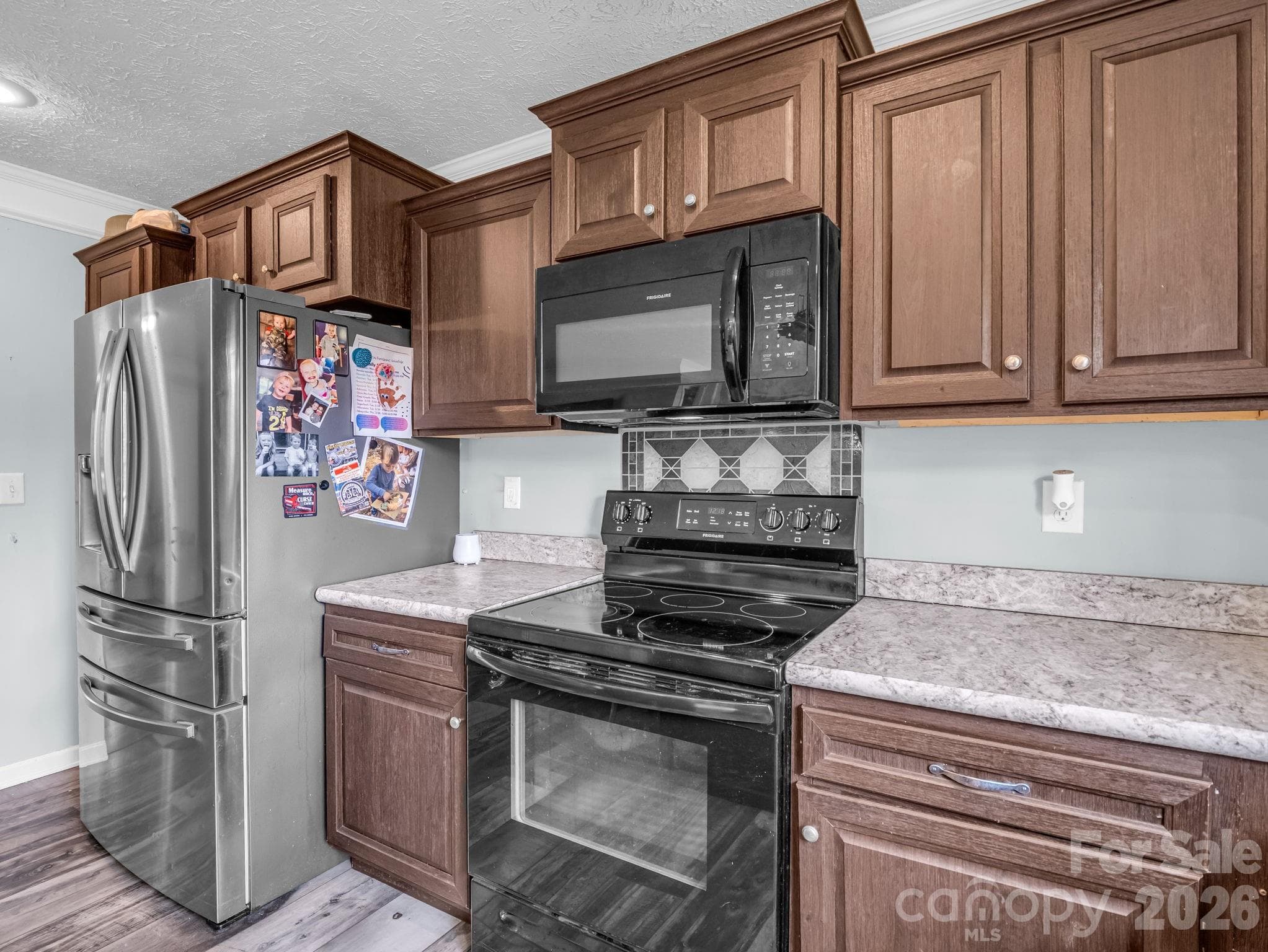 Single Family Residence at 213 Big Oak Road, Hendersonville, photo 13 of 52