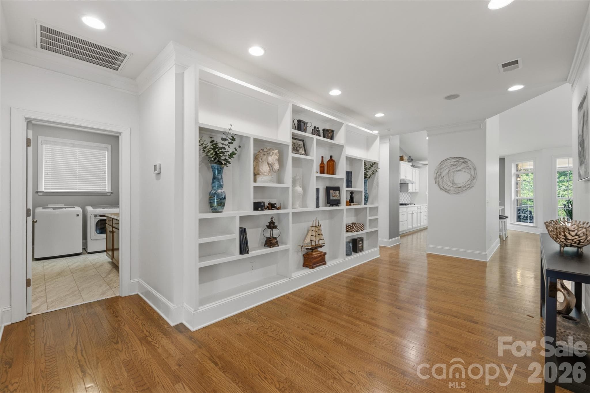 Single Family Residence at 1325 Winged Foot Drive, Denver, photo 5 of 48