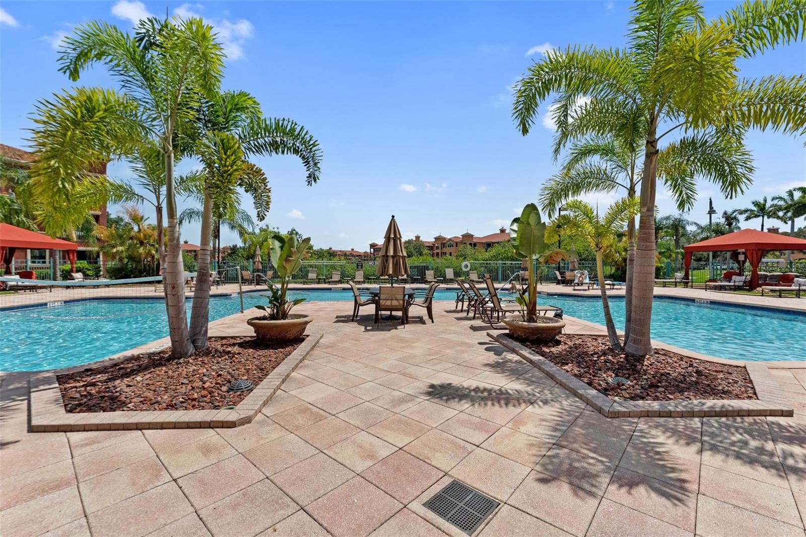 Pool Area - 2717 VIA CIPRIANI #631A, CLEARWATER