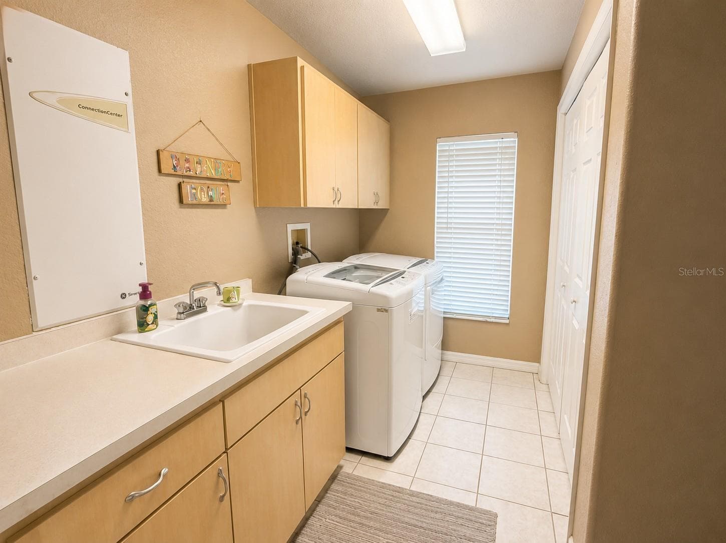 Single Family Residence at 7552 RIVER COUNTRY DR, WEEKI WACHEE, photo 17 of 39