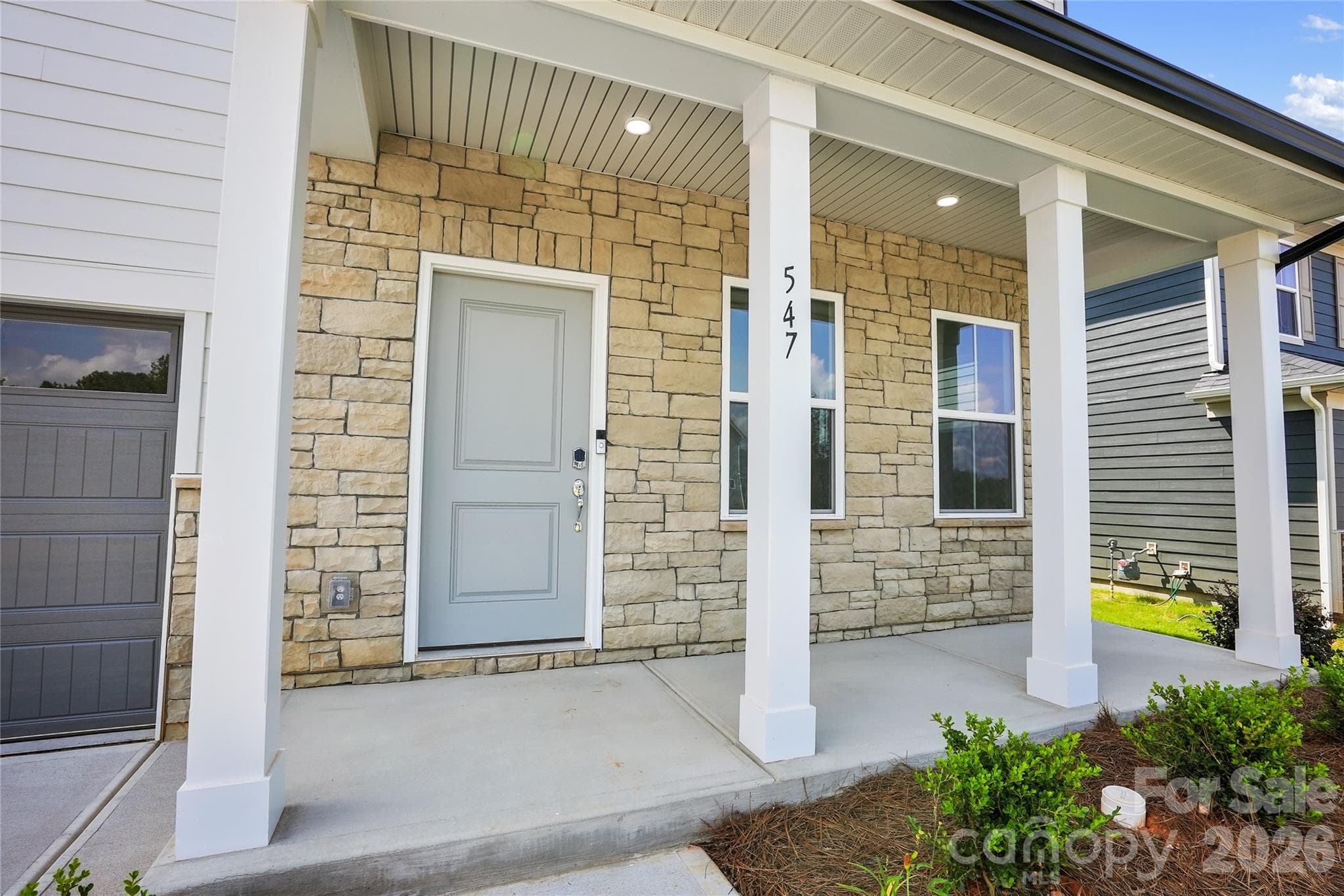 Single Family Residence at 547 Cottage Garden Lane, Belmont, photo 3 of 41