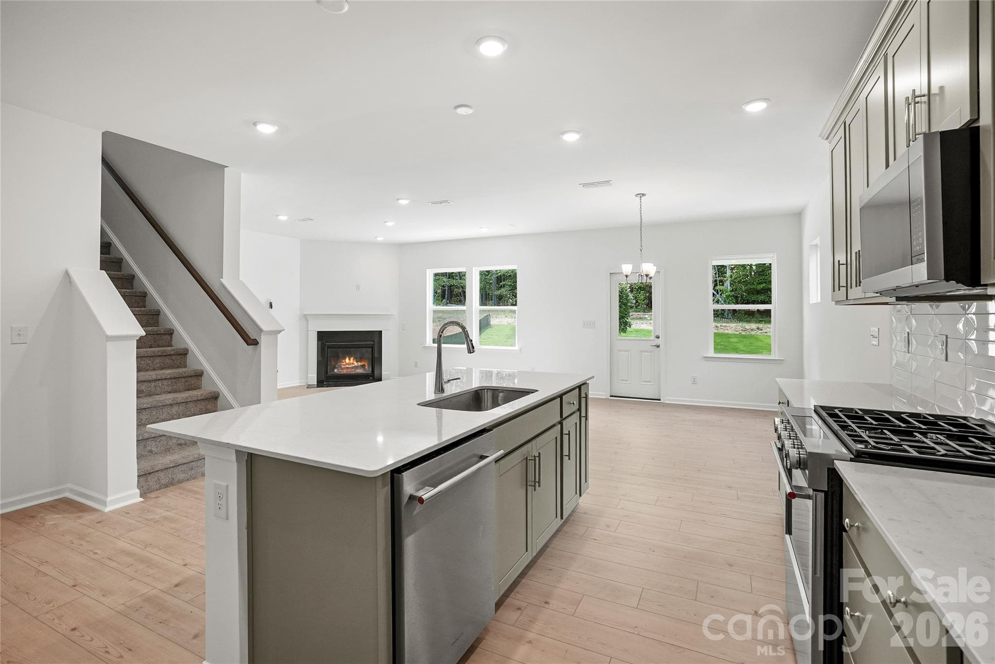 Single Family Residence at 547 Cottage Garden Lane, Belmont, photo 9 of 41