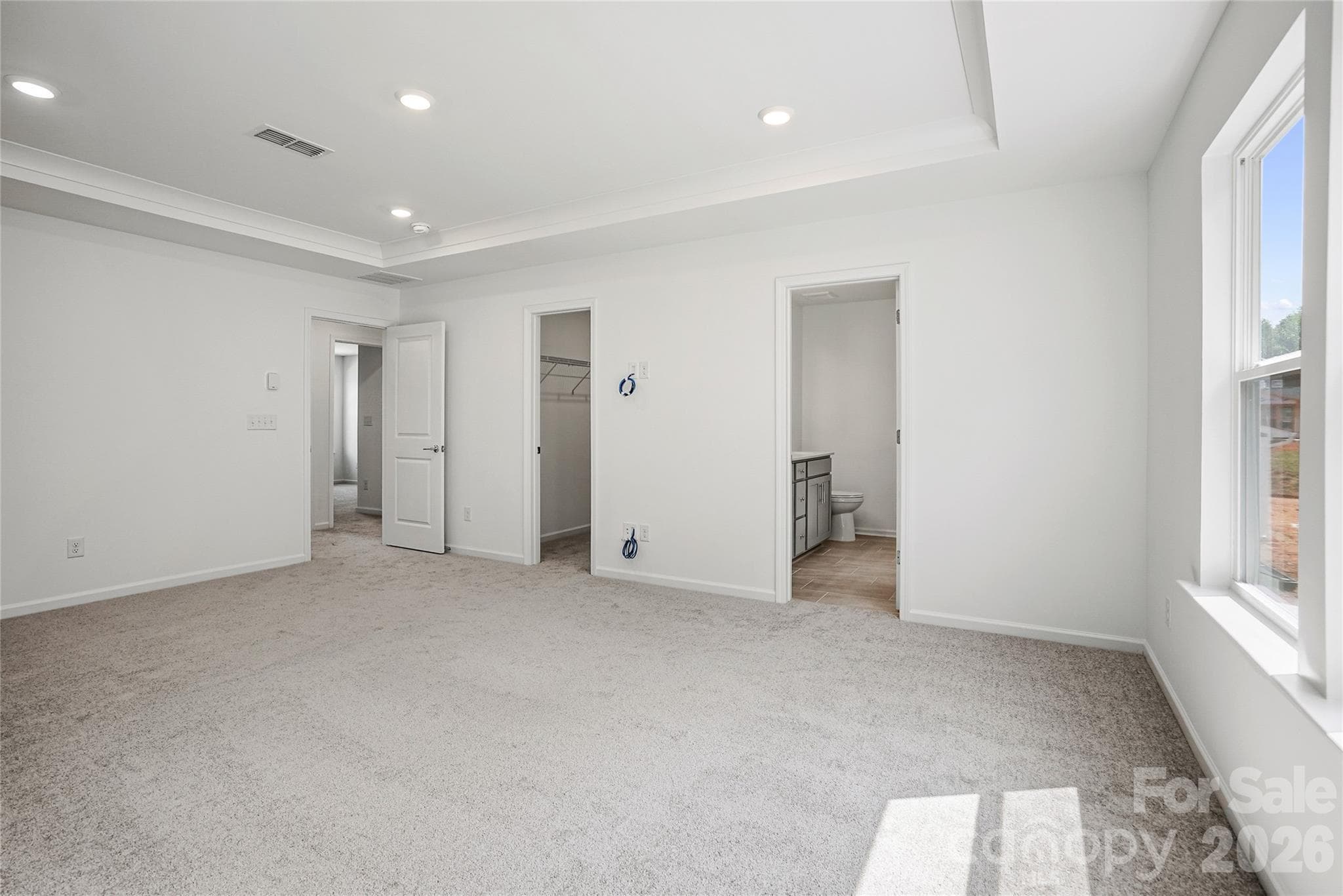 Single Family Residence at 547 Cottage Garden Lane, Belmont, photo 15 of 41