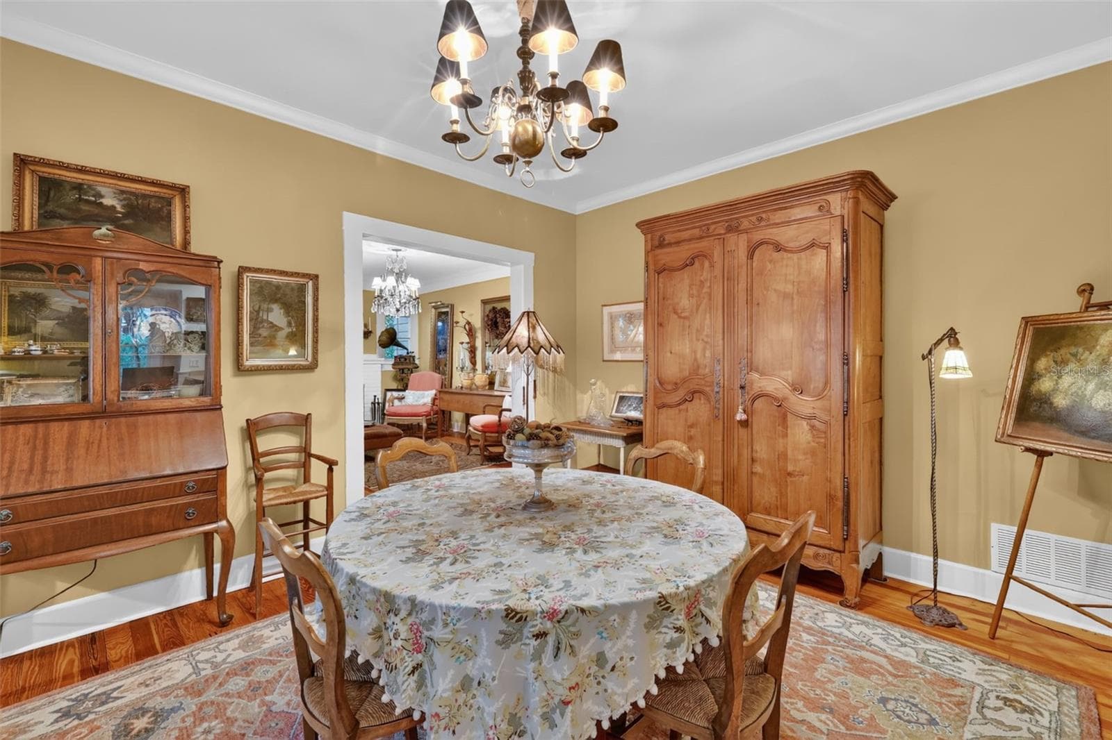 Single Family Residence at 1046 N MCDONALD ST, MOUNT DORA, photo 11 of 58