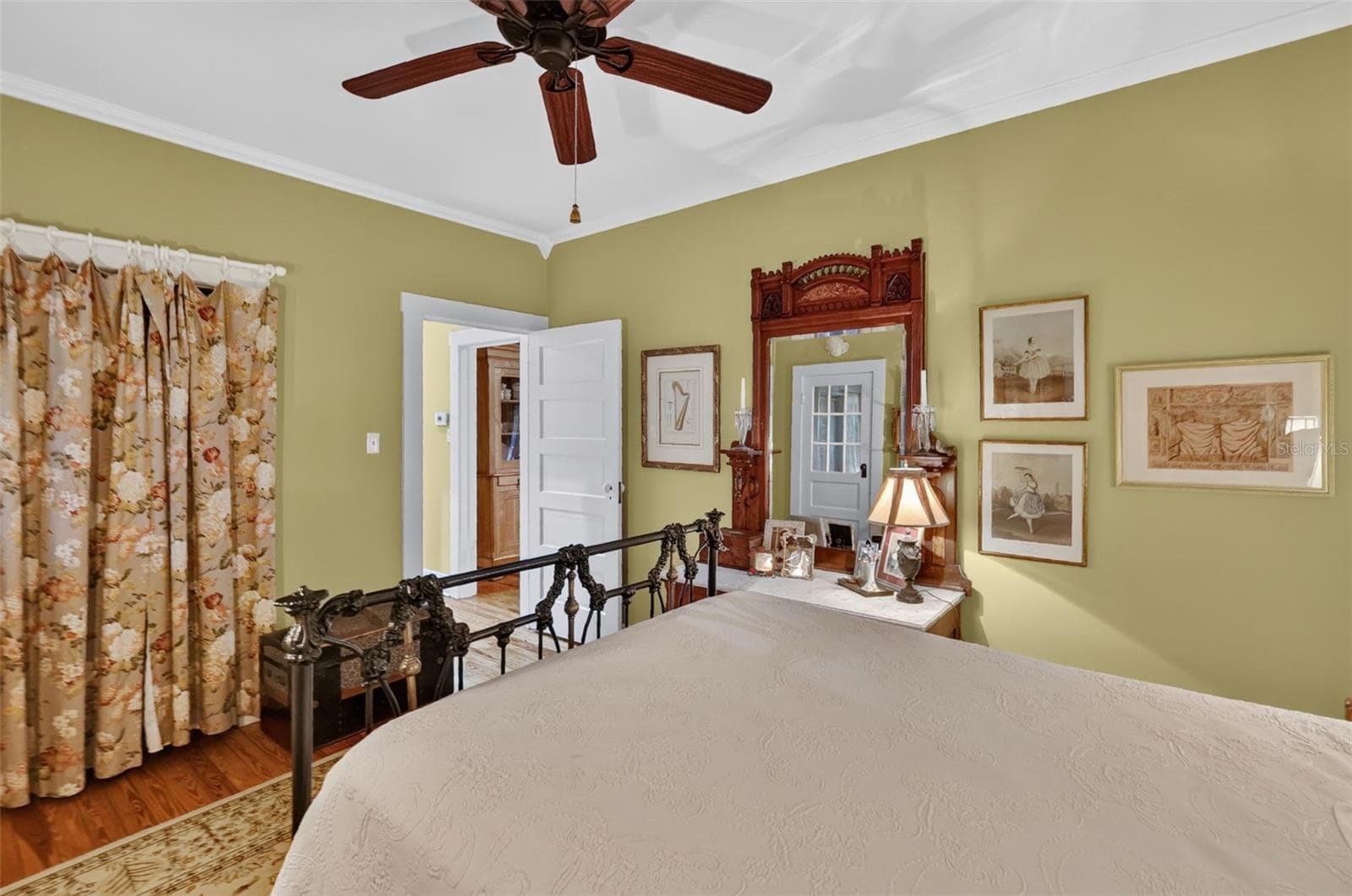 Single Family Residence at 1046 N MCDONALD ST, MOUNT DORA, photo 19 of 58