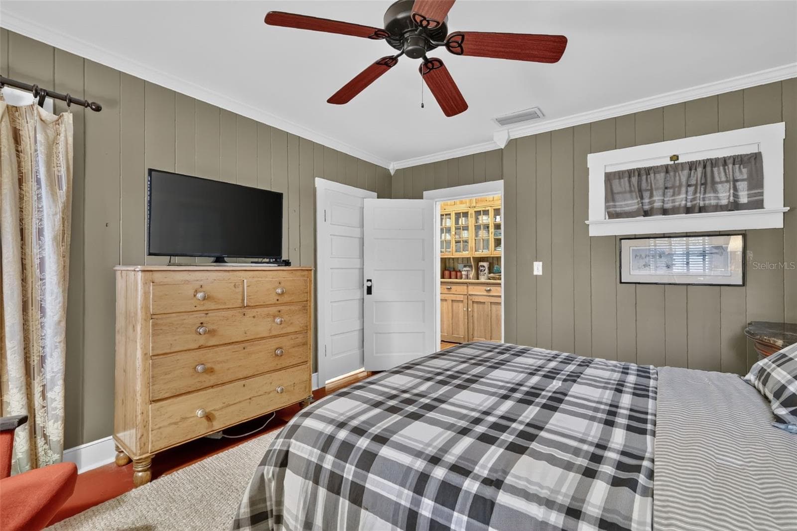 Single Family Residence at 1046 N MCDONALD ST, MOUNT DORA, photo 22 of 58