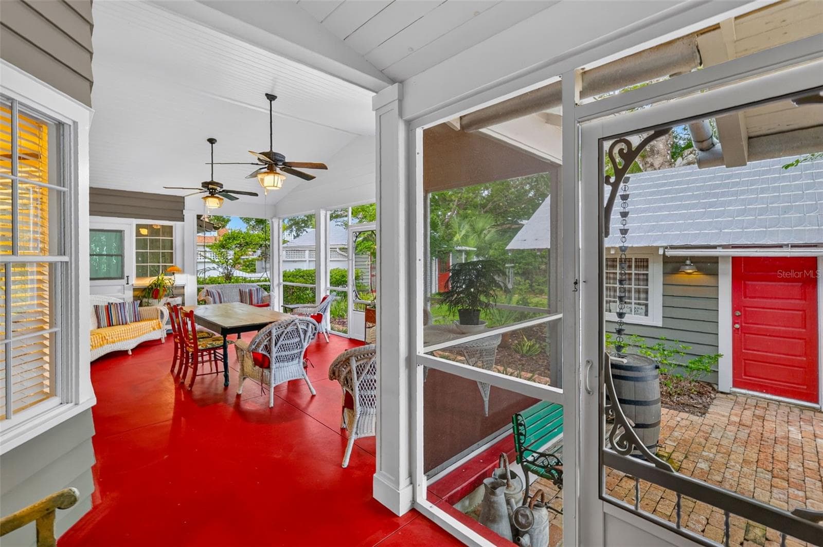 Single Family Residence at 1046 N MCDONALD ST, MOUNT DORA, photo 29 of 58