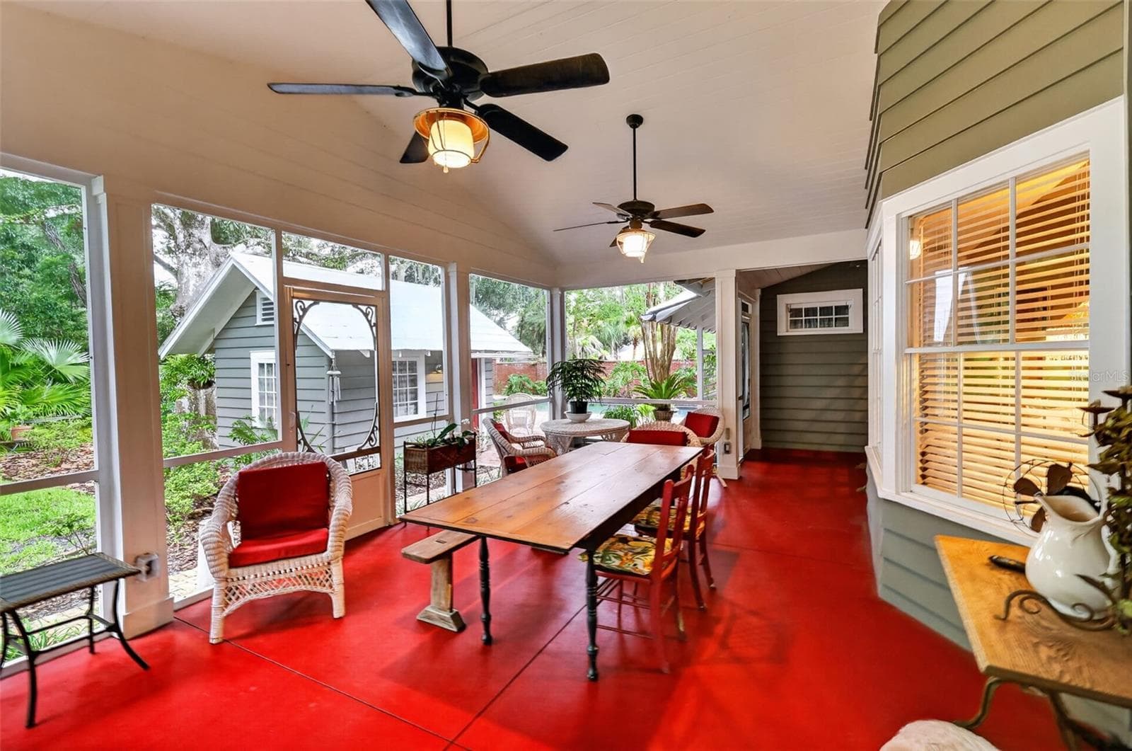 Single Family Residence at 1046 N MCDONALD ST, MOUNT DORA, photo 33 of 58