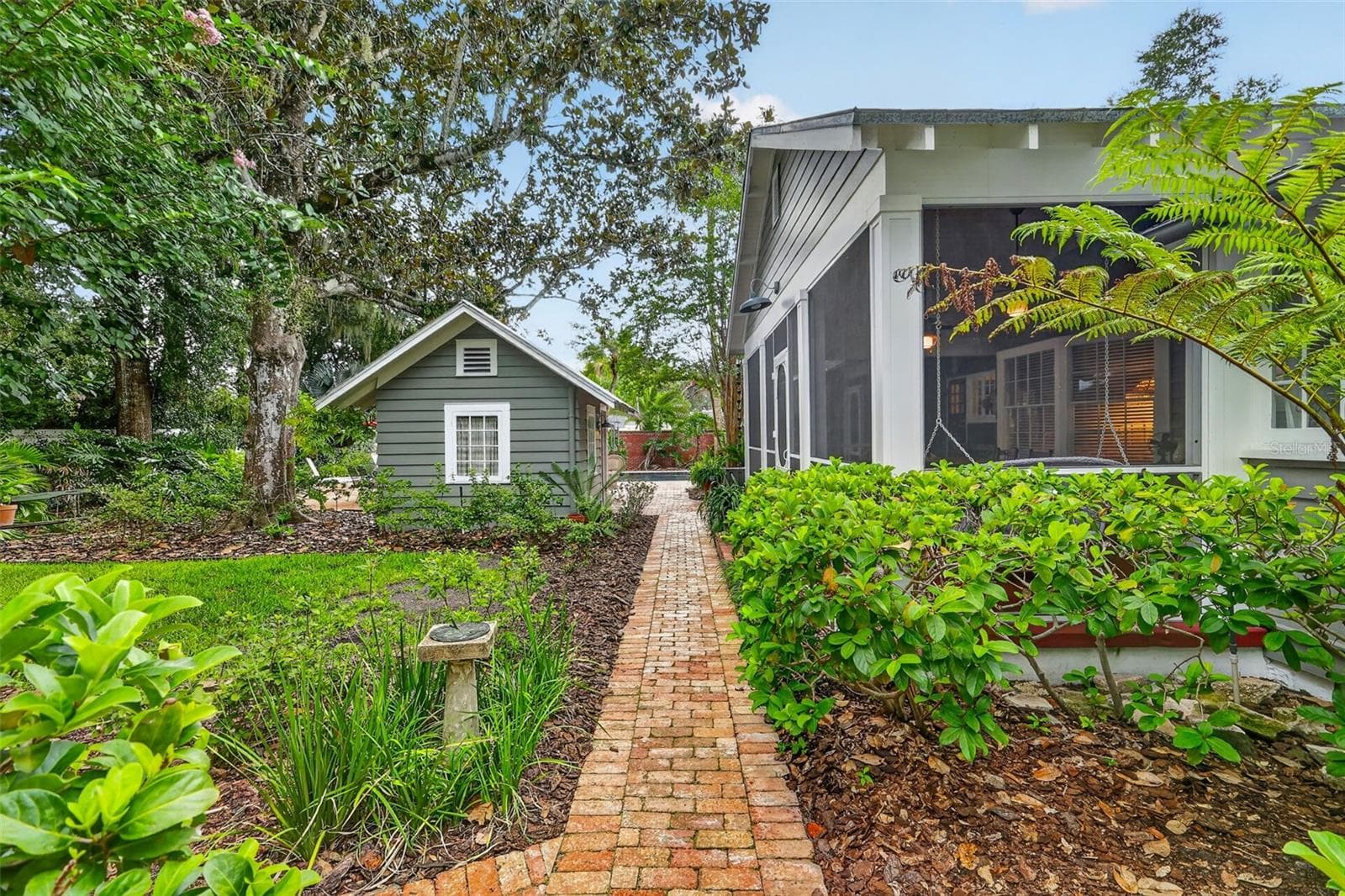 Single Family Residence at 1046 N MCDONALD ST, MOUNT DORA, photo 45 of 58