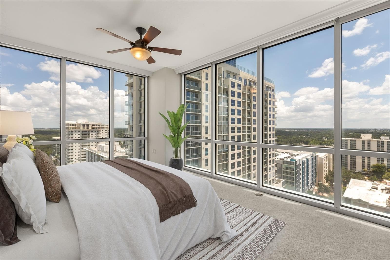 Condominium at 322 E CENTRAL BLVD #1910, ORLANDO, photo 13 of 25