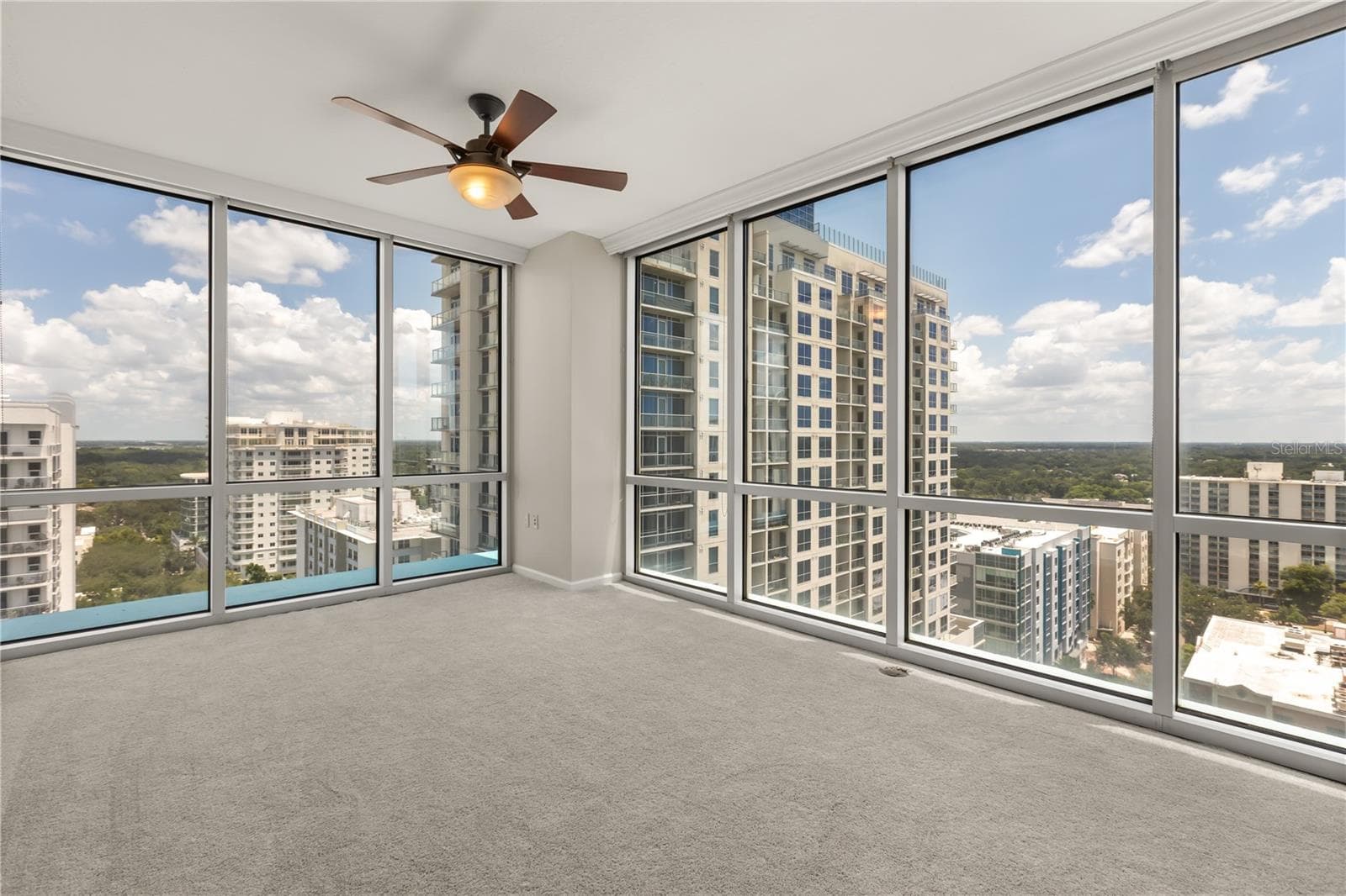 Condominium at 322 E CENTRAL BLVD #1910, ORLANDO, photo 14 of 25