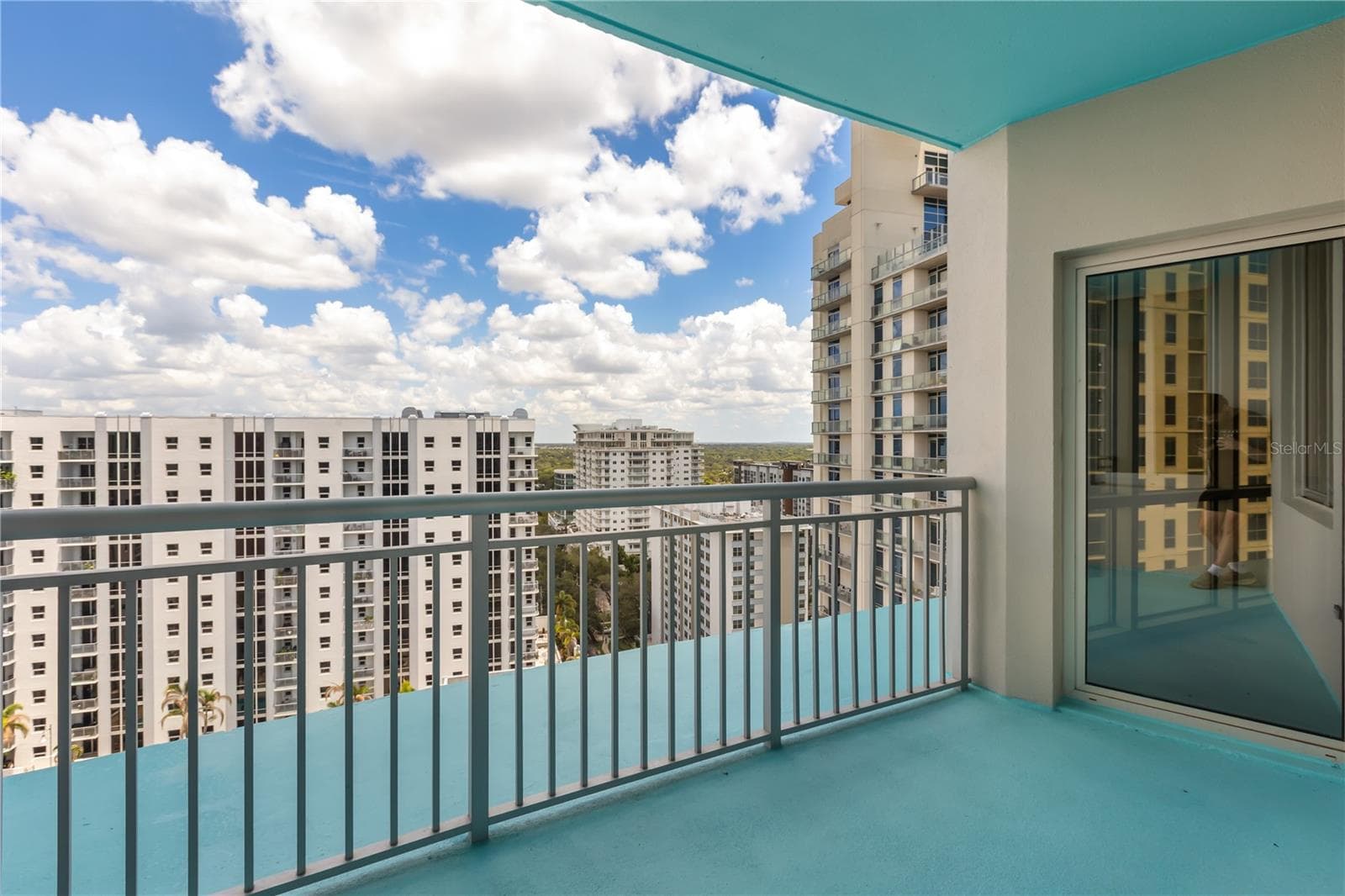 Condominium at 322 E CENTRAL BLVD #1910, ORLANDO, photo 23 of 25