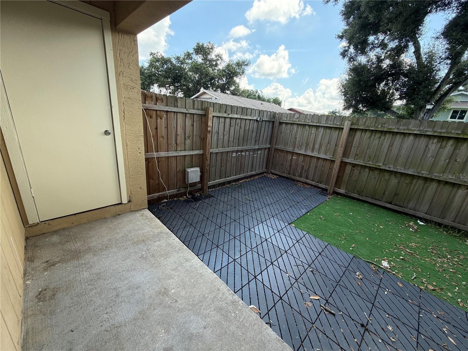 Condominium at 233 THORN TREE PL, BRANDON, photo 13 of 20