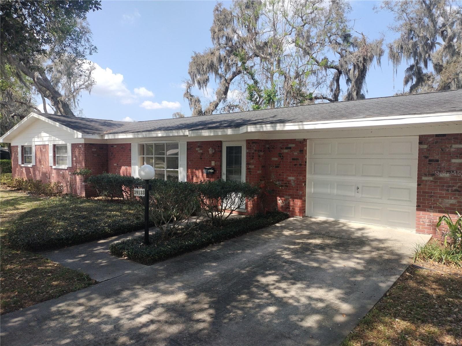 Front of Home - 39133 5TH AVE, ZEPHYRHILLS
