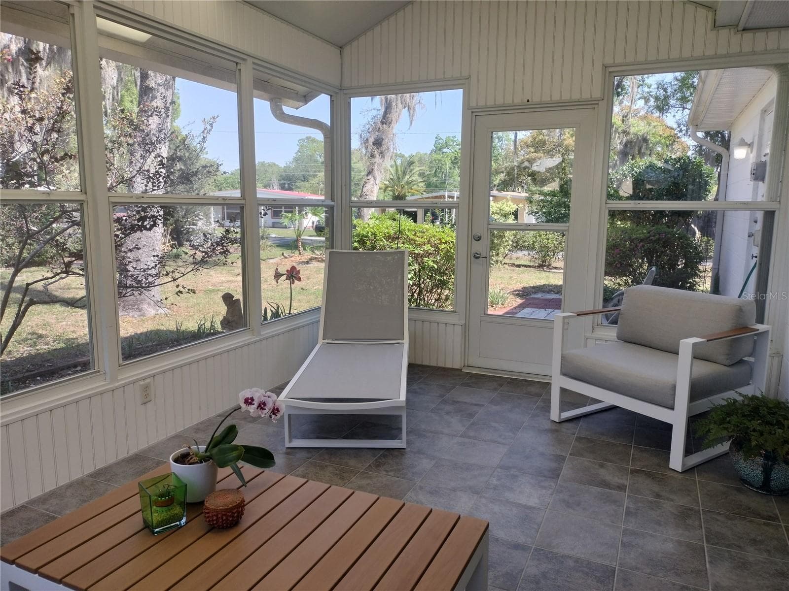 Lanai - Florida Room - 39133 5TH AVE, ZEPHYRHILLS