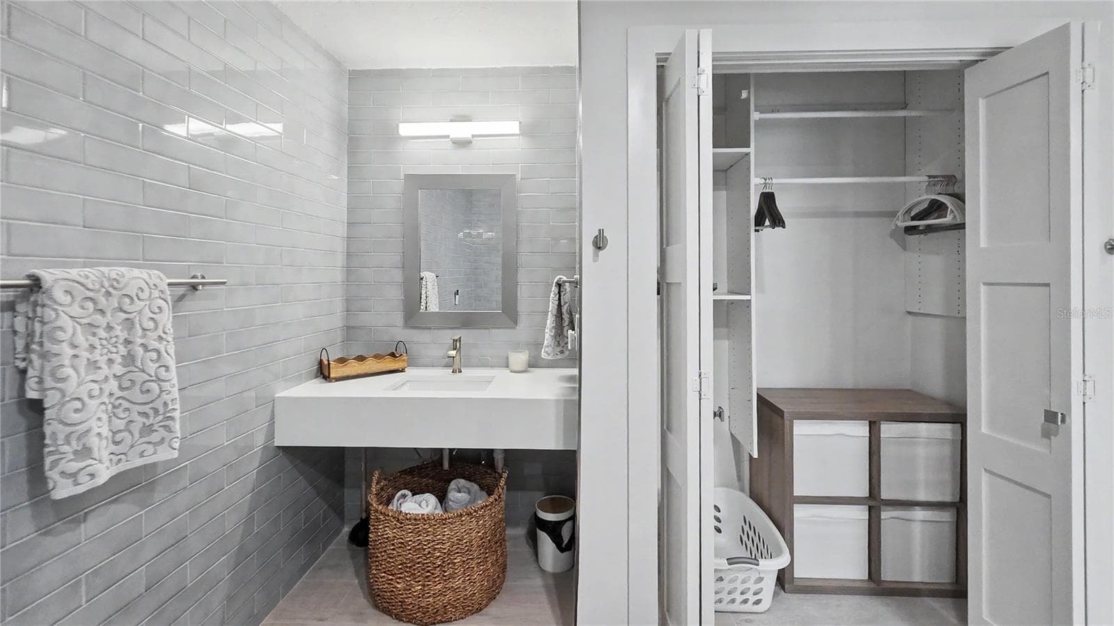 Ensuite Bathroom 2 - 5143 SANDY BEACH AVE, SARASOTA