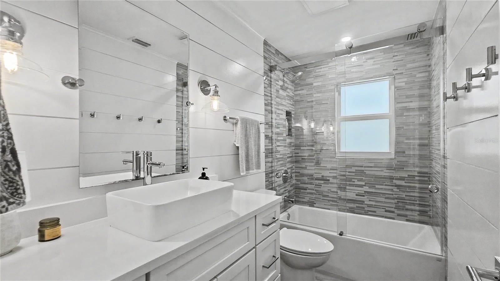 Guest Bathroom 2 - 5143 SANDY BEACH AVE, SARASOTA
