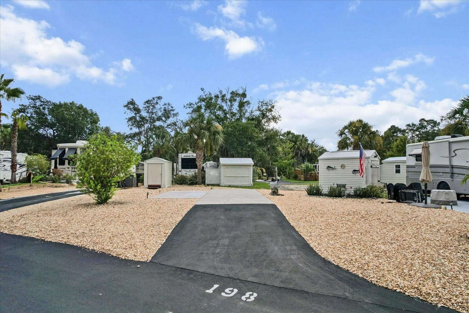 10173 SUNCOAST BLVD #Lot 198