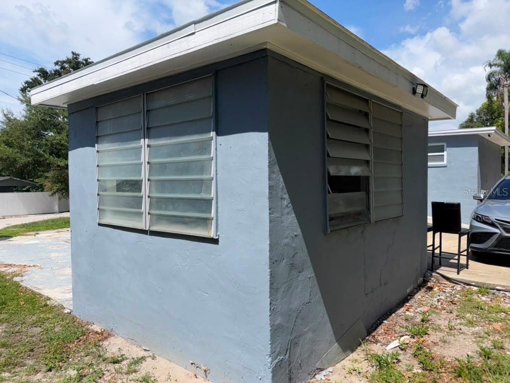 Single Family Residence at 703 E HAMILTON AVE, TAMPA, photo 14 of 99