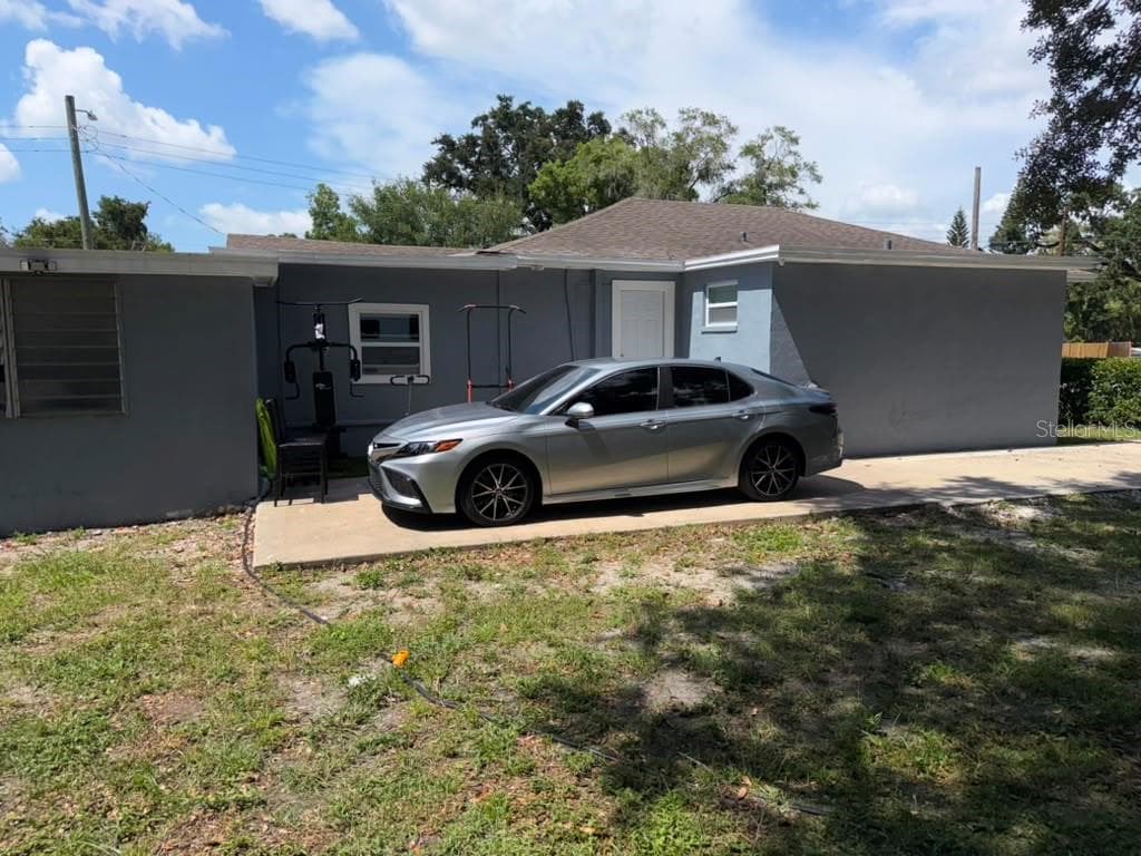 Single Family Residence at 703 E HAMILTON AVE, TAMPA, photo 15 of 99