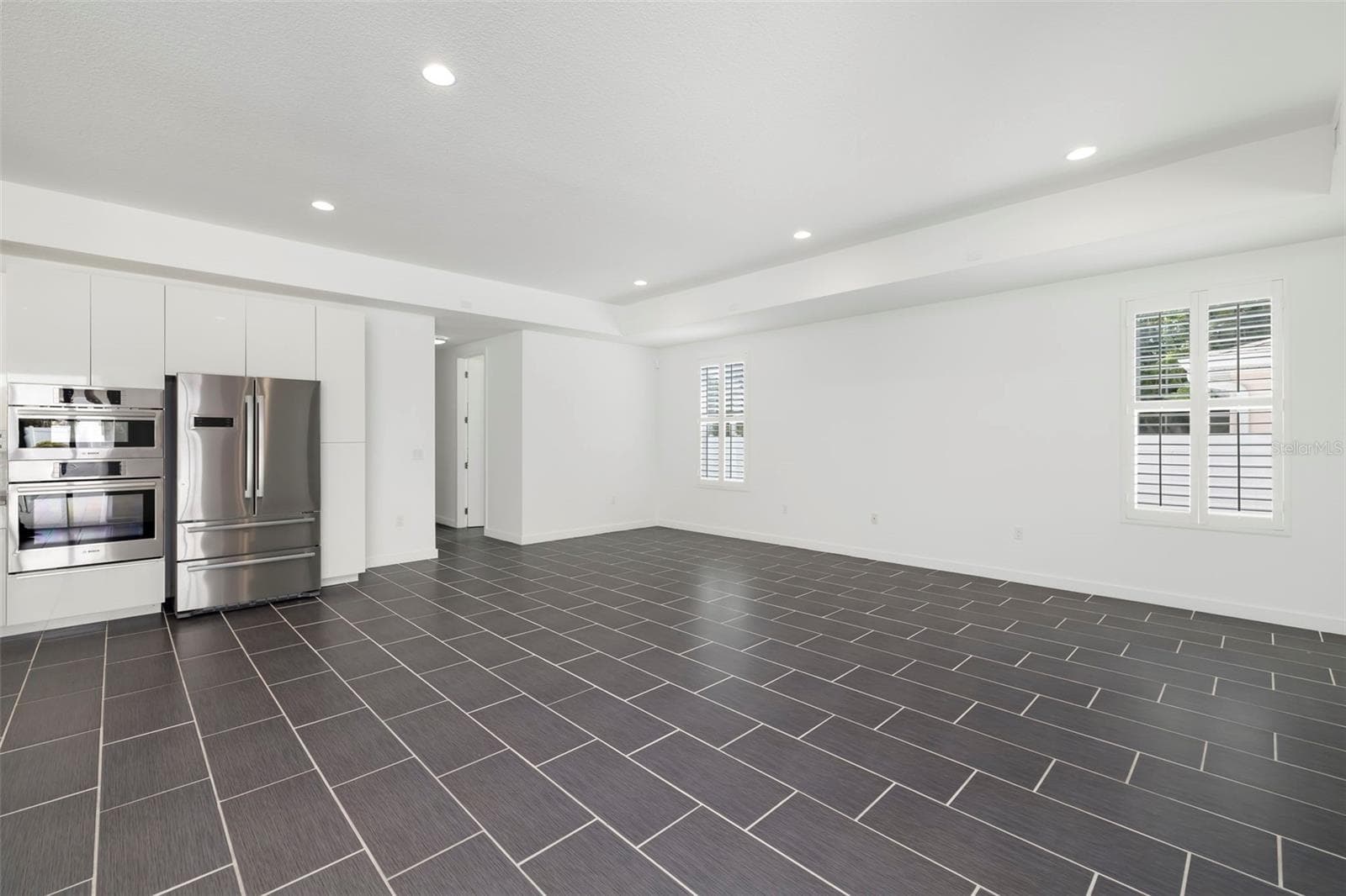 Single Family Residence at 4524 RIVERWOOD AVE, SARASOTA, photo 12 of 60