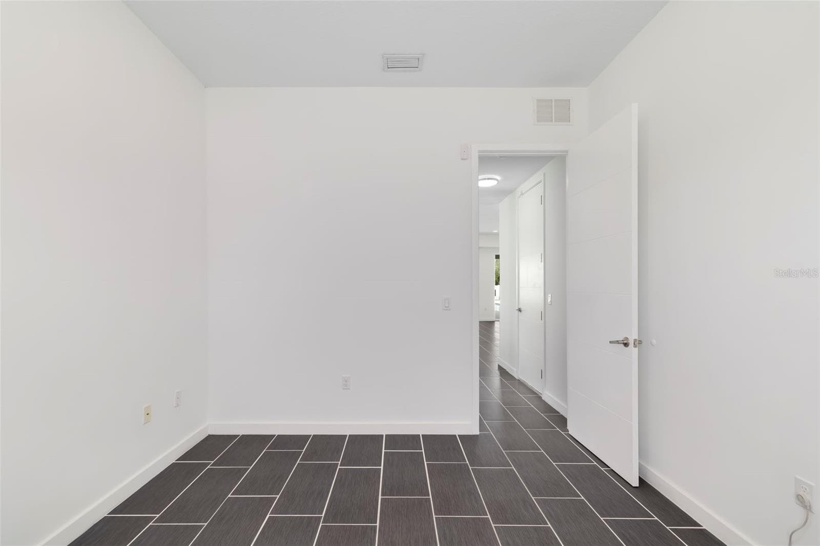 Single Family Residence at 4524 RIVERWOOD AVE, SARASOTA, photo 36 of 60
