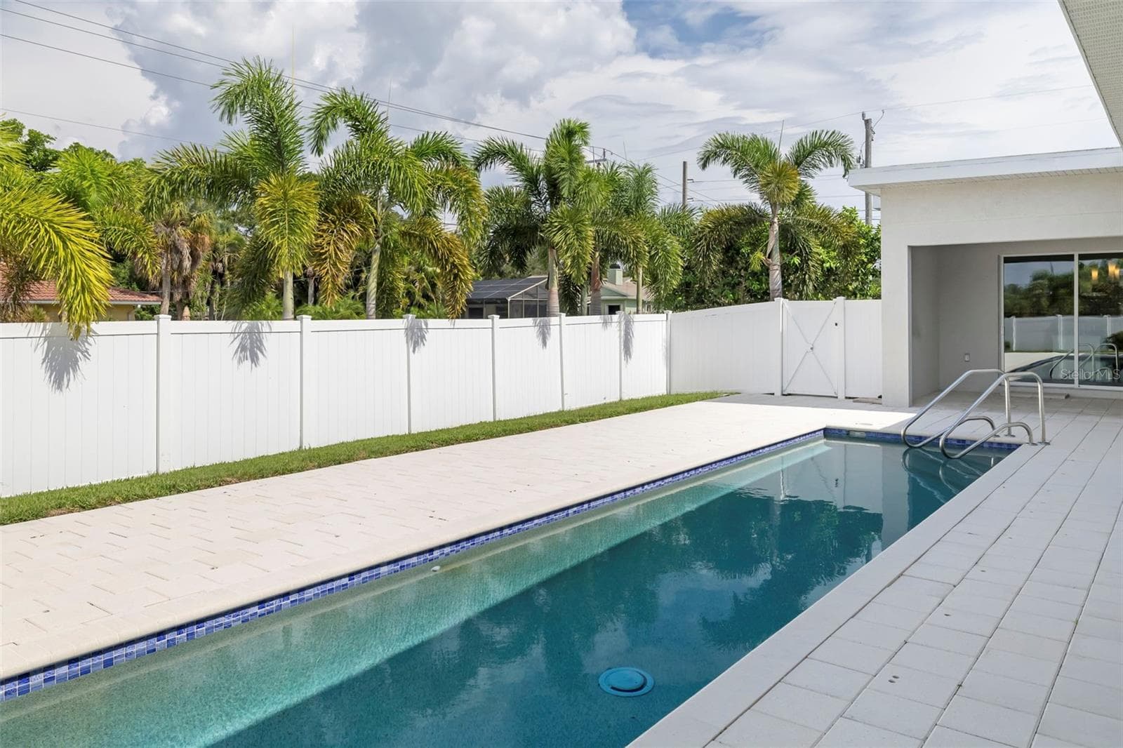 Single Family Residence at 4524 RIVERWOOD AVE, SARASOTA, photo 41 of 60