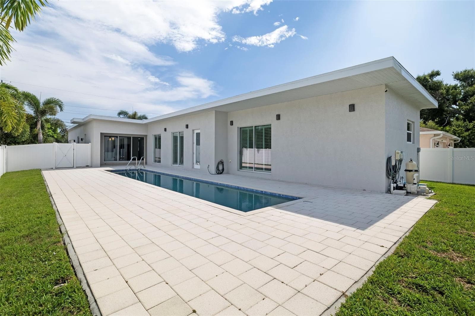 Single Family Residence at 4524 RIVERWOOD AVE, SARASOTA, photo 44 of 60