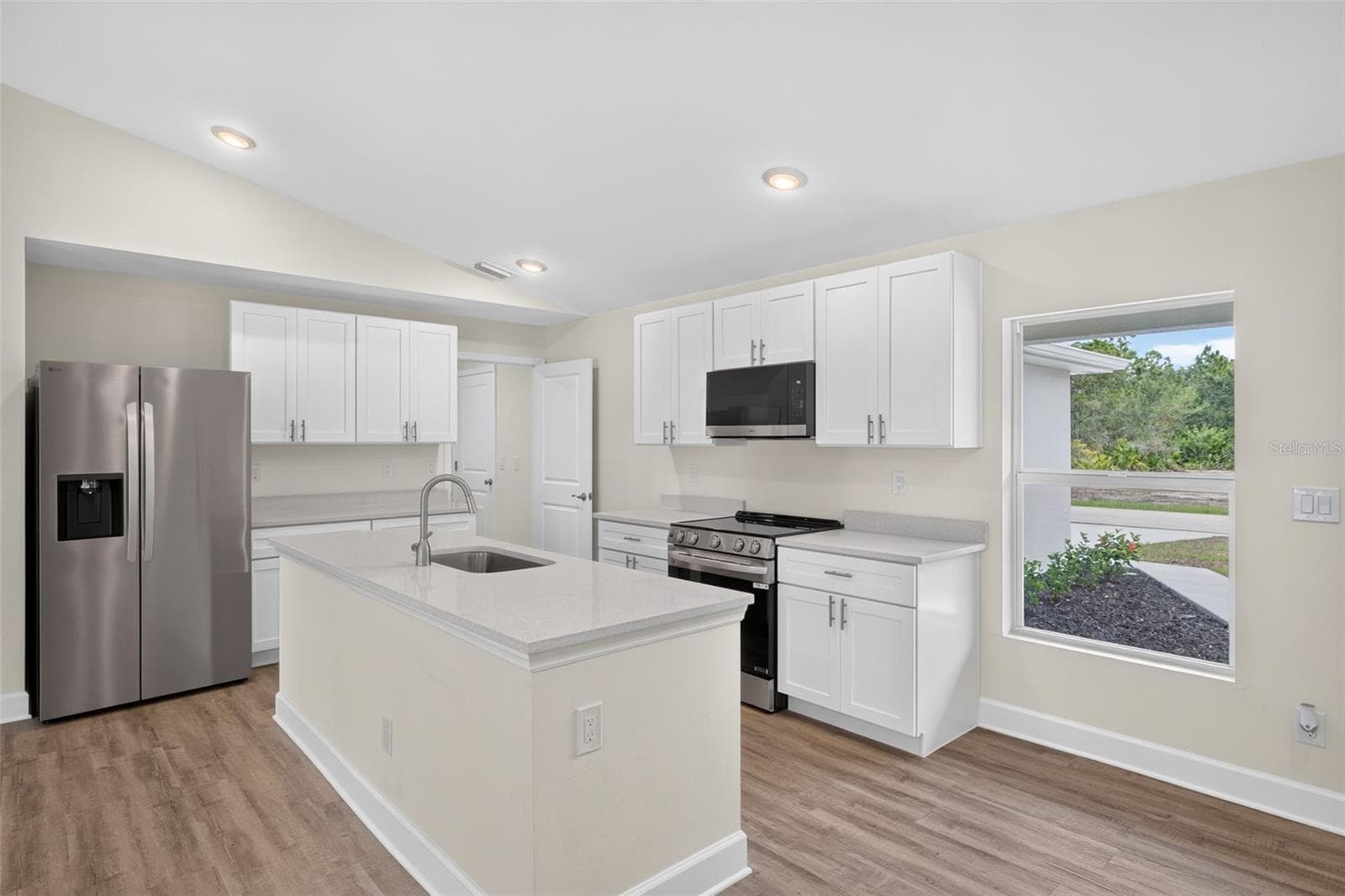 Kitchen view - 23477 BRANCH AVE, PORT CHARLOTTE