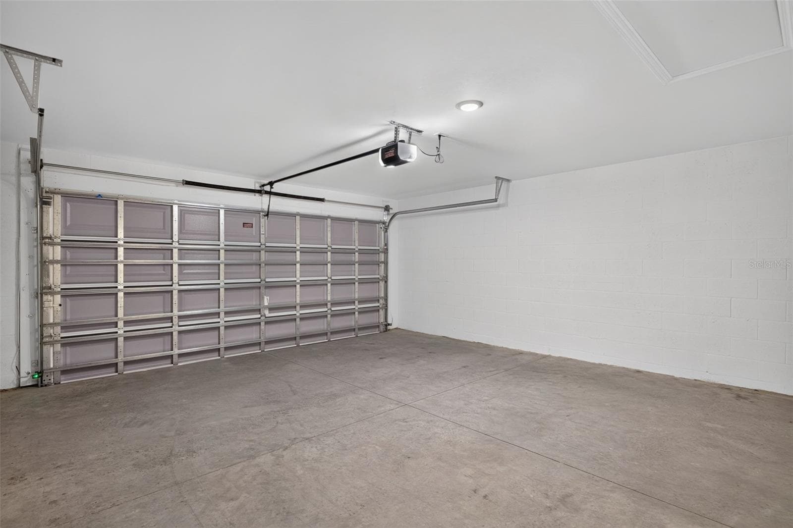 Garage - 23477 BRANCH AVE, PORT CHARLOTTE