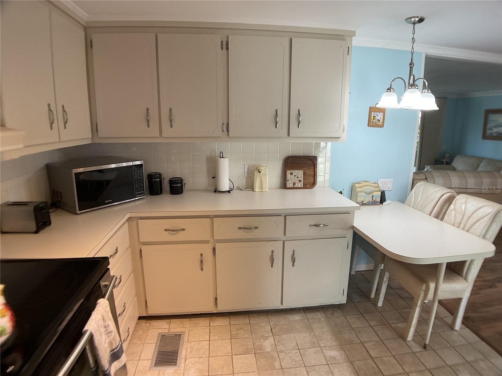 Manufactured Home at 2100 KINGS HIGHWAY TRL #116, PORT CHARLOTTE, photo 7 of 79
