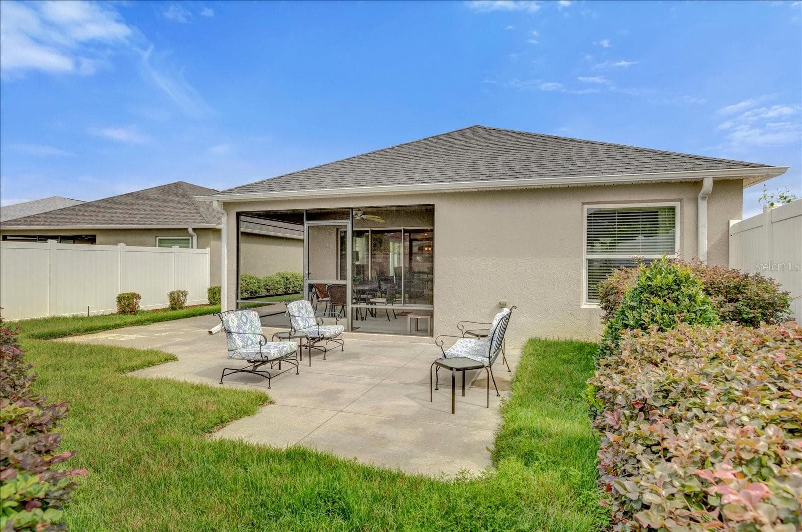 GARDEN VIEW - 2850 CHARLEVOIX ST, THE VILLAGES