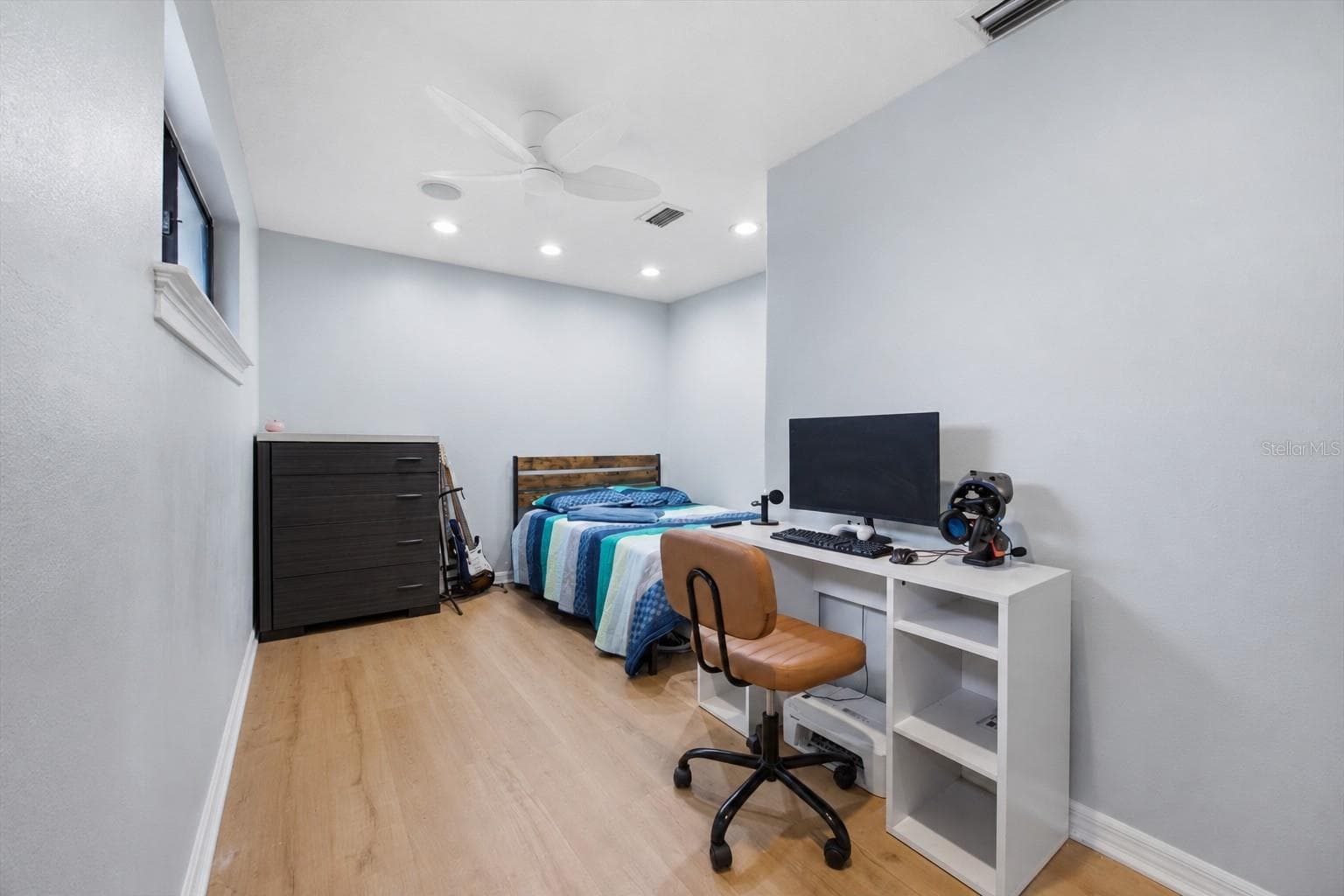Bedroom 3 - 915 N CROOKED LAKE DR, BABSON PARK