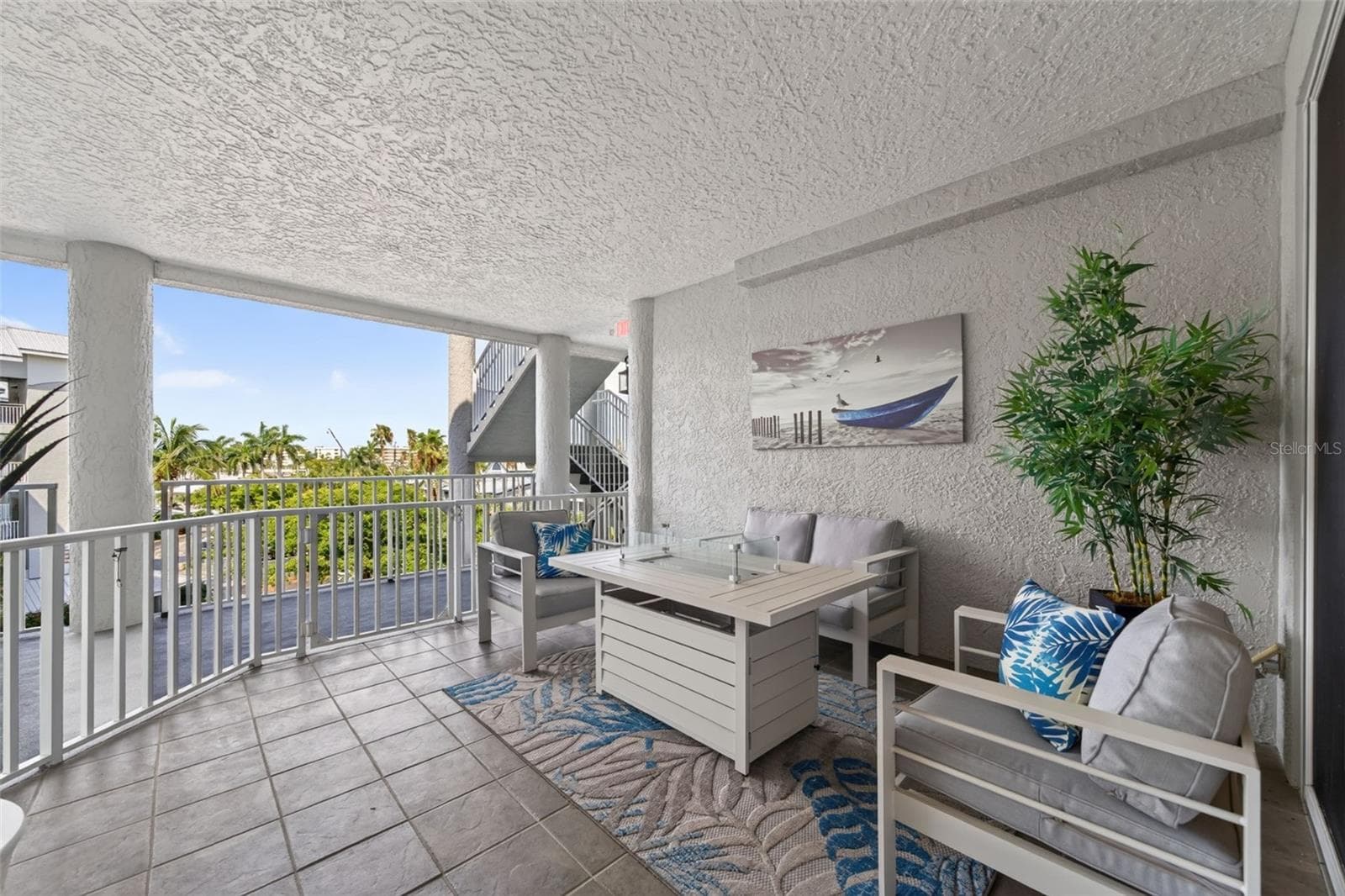 Condominium at 1280 DOLPHIN BAY WAY #402, SARASOTA, photo 4 of 58