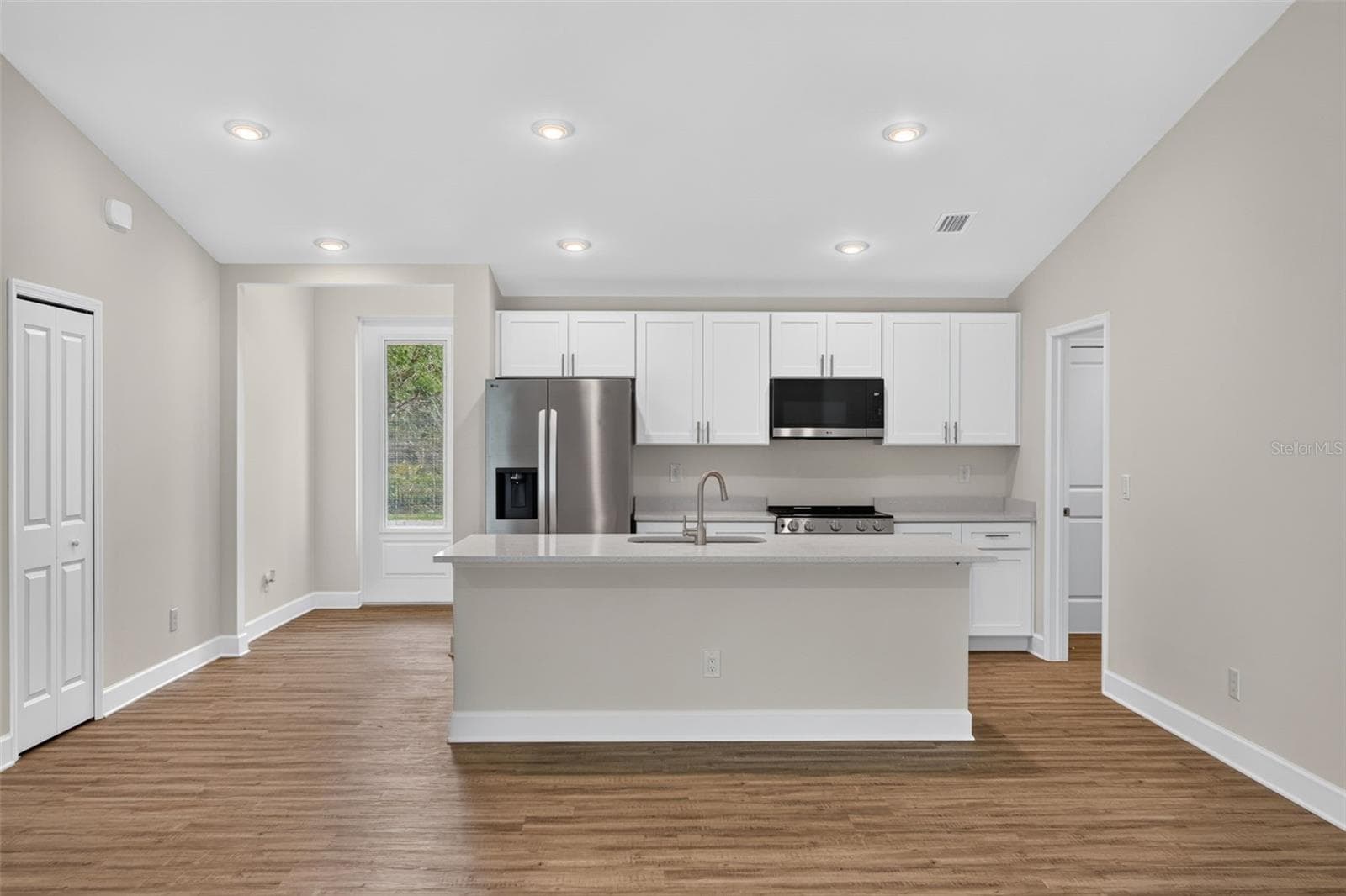 Kitchen view - 23485 BRANCH AVE, PORT CHARLOTTE