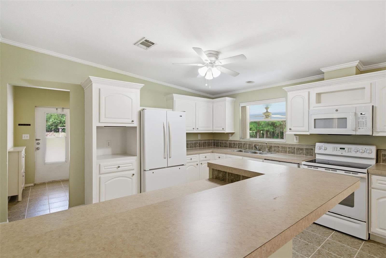 Manufactured Home at 2564 N CREDE AVE, CRYSTAL RIVER, photo 10 of 65