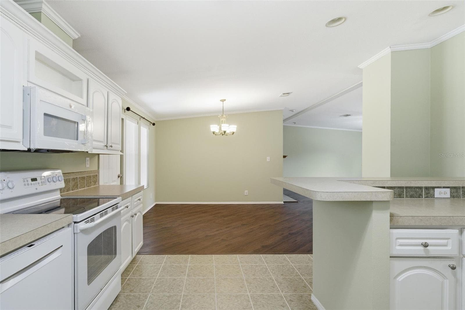 Manufactured Home at 2564 N CREDE AVE, CRYSTAL RIVER, photo 11 of 65