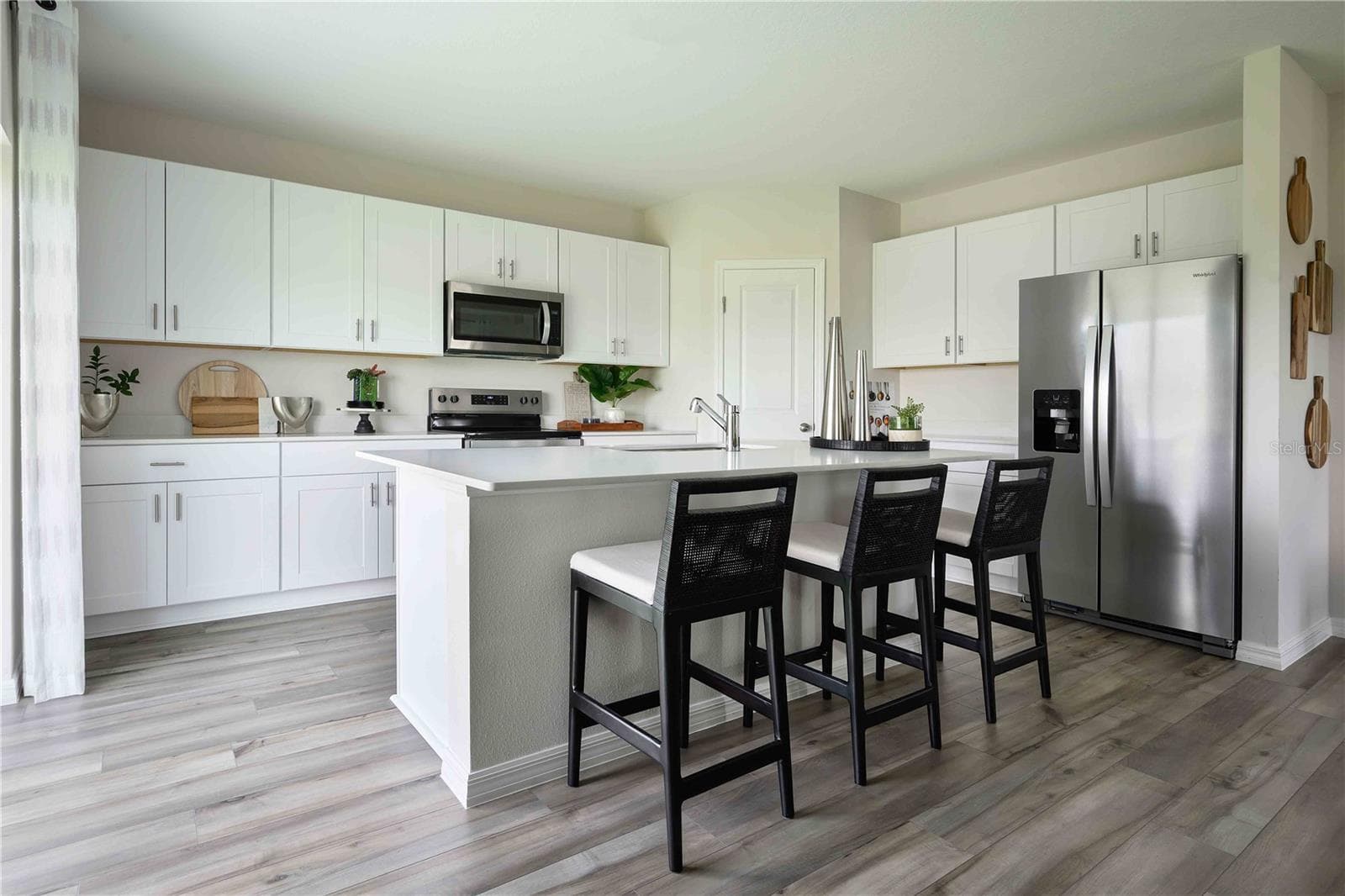 Single Family Residence at 2119 LAWSON WAY, ZEPHYRHILLS, photo 2 of 28