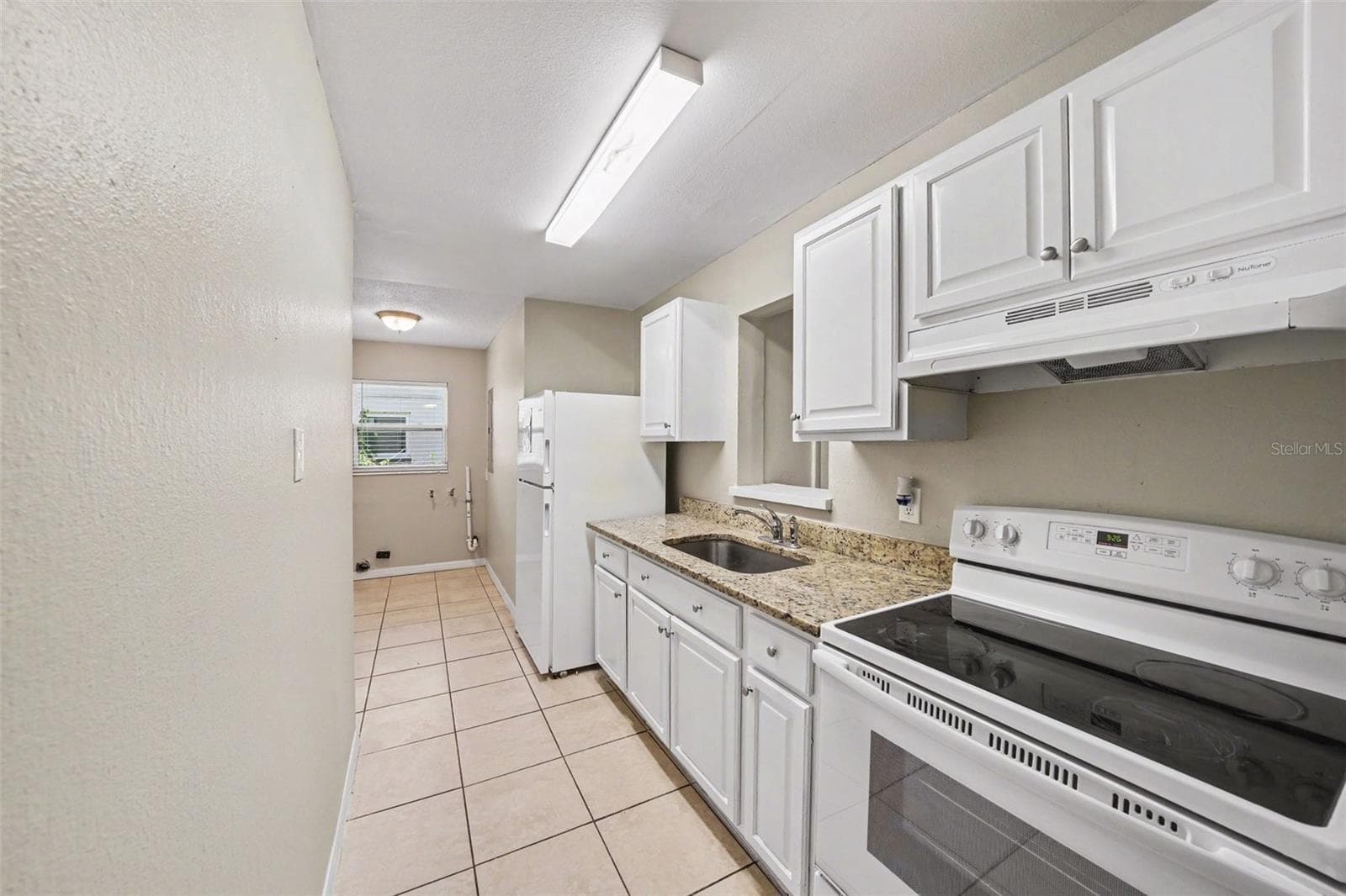 Single Family Residence at 1895 S IVEY LN, ORLANDO, photo 8 of 19