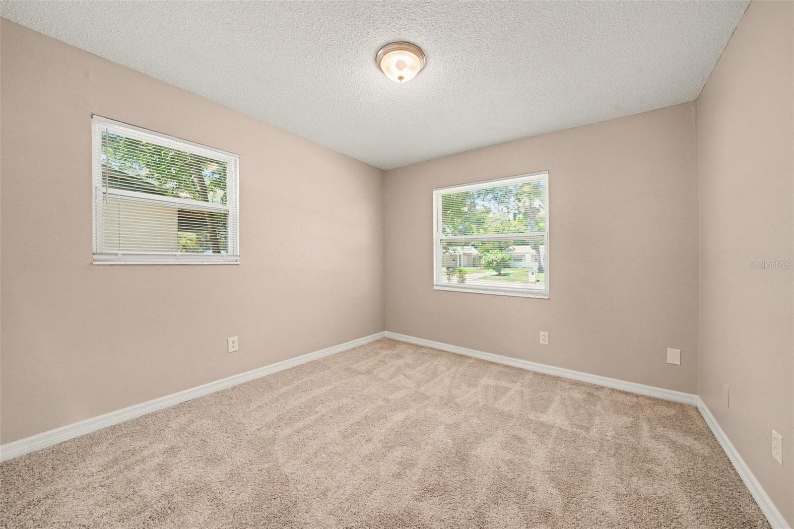 Single Family Residence at 1895 S IVEY LN, ORLANDO, photo 16 of 19