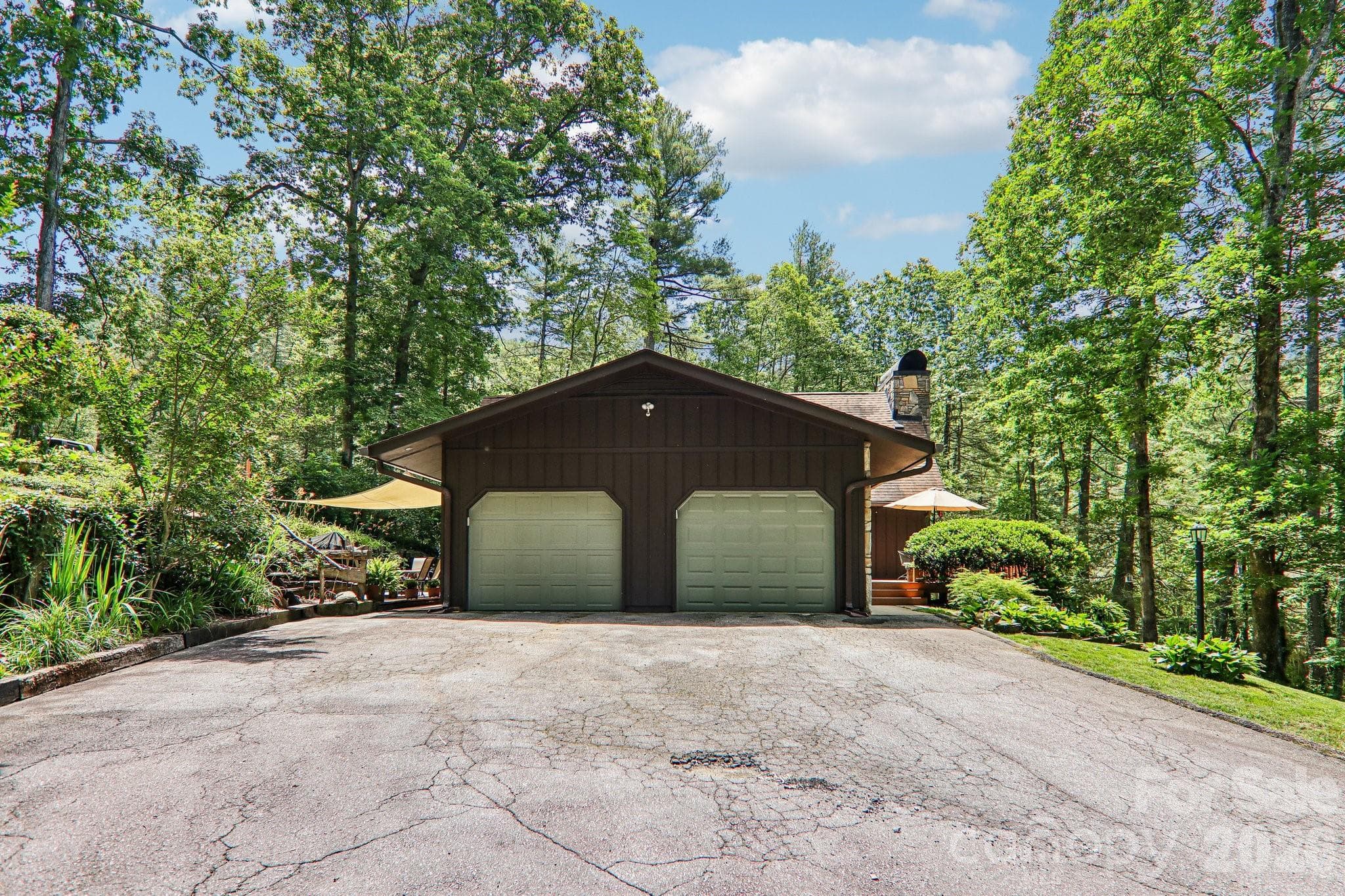 Single Family Residence at Hendersonville, photo 36 of 51