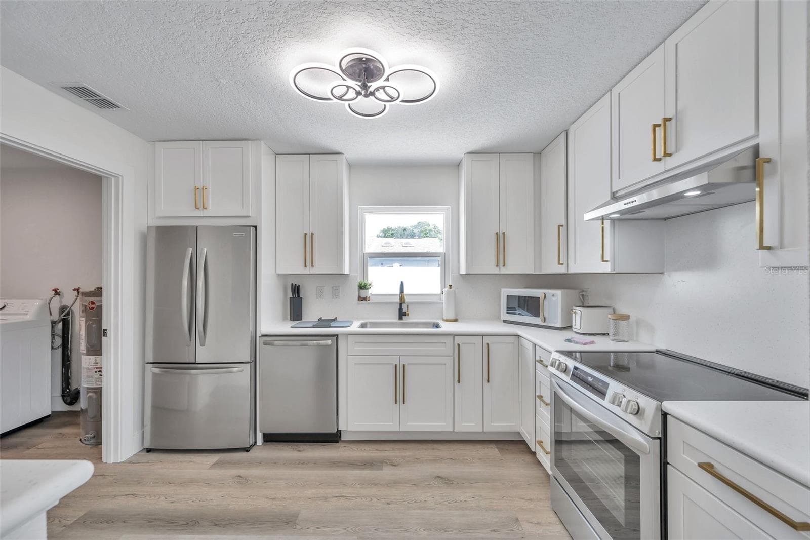 Single Family Residence at 2310 MARY SUE ST, LARGO, photo 10 of 35
